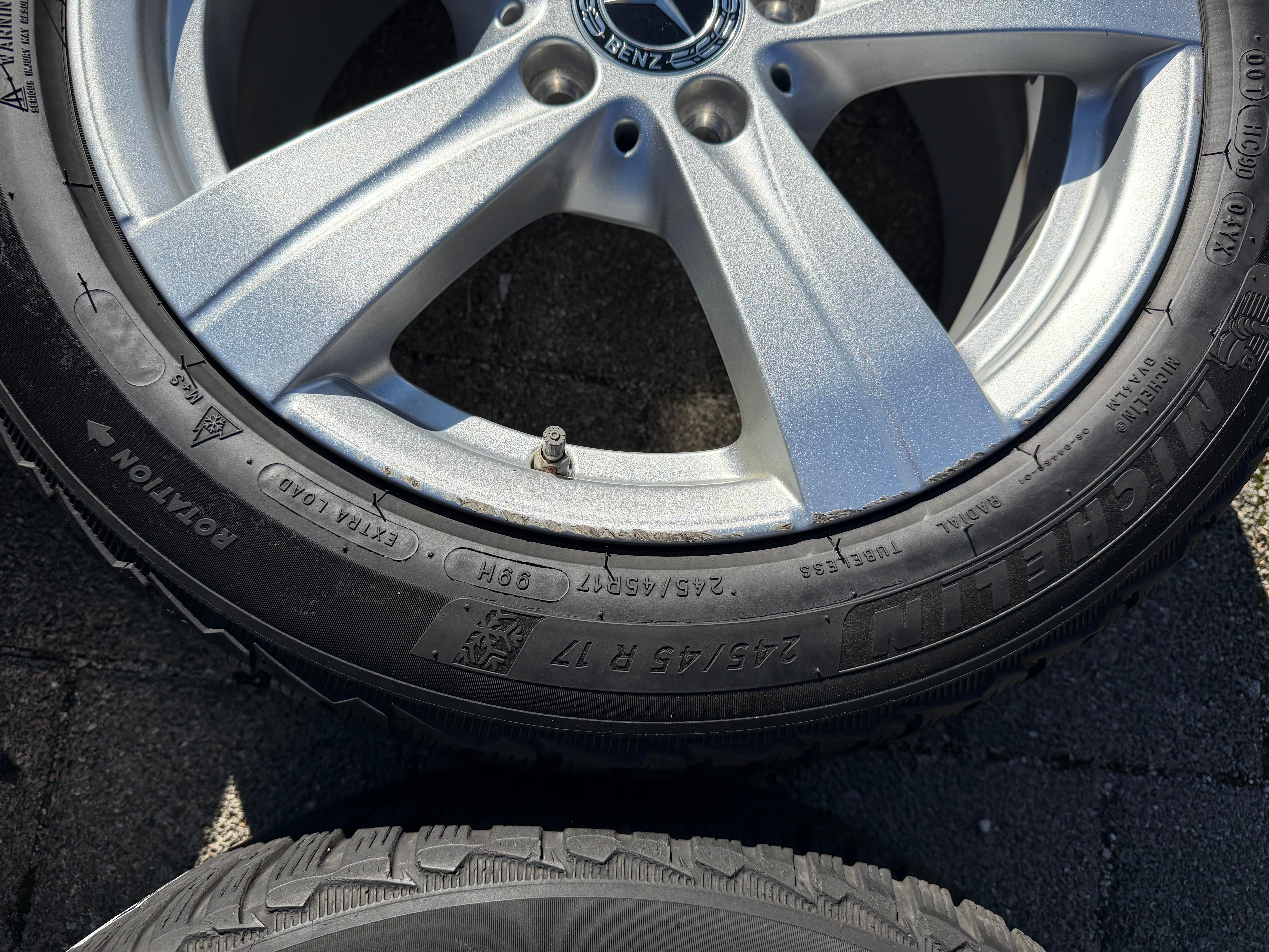 4 Original 17" Alu Winterräder Mercedes C-Klasse W206 Hybrid RDKS Michelin