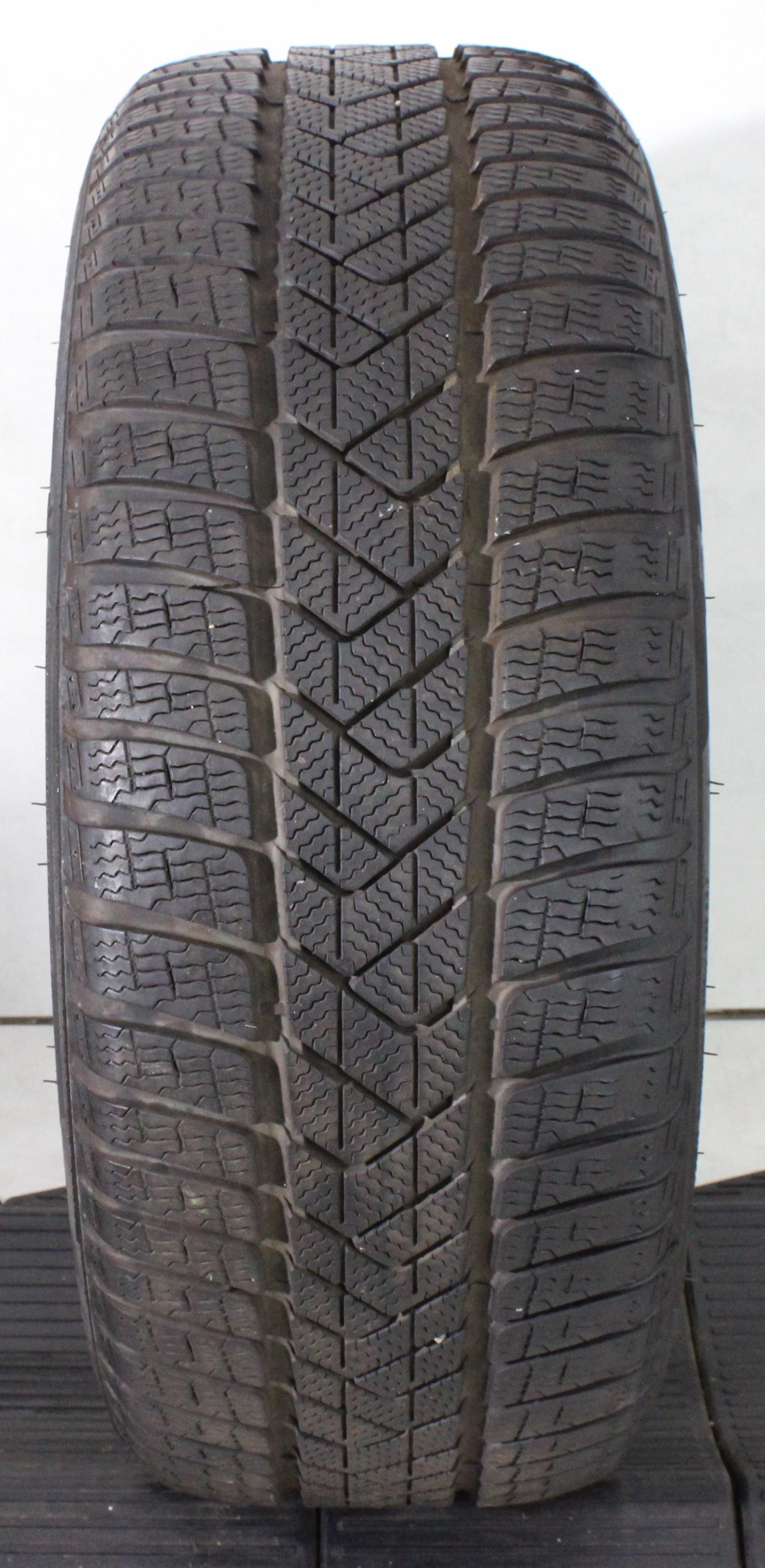 1 x 245/45R18 100V Winterreifen Pirelli Sottozero 3 MO* 7-7,5mm 2023