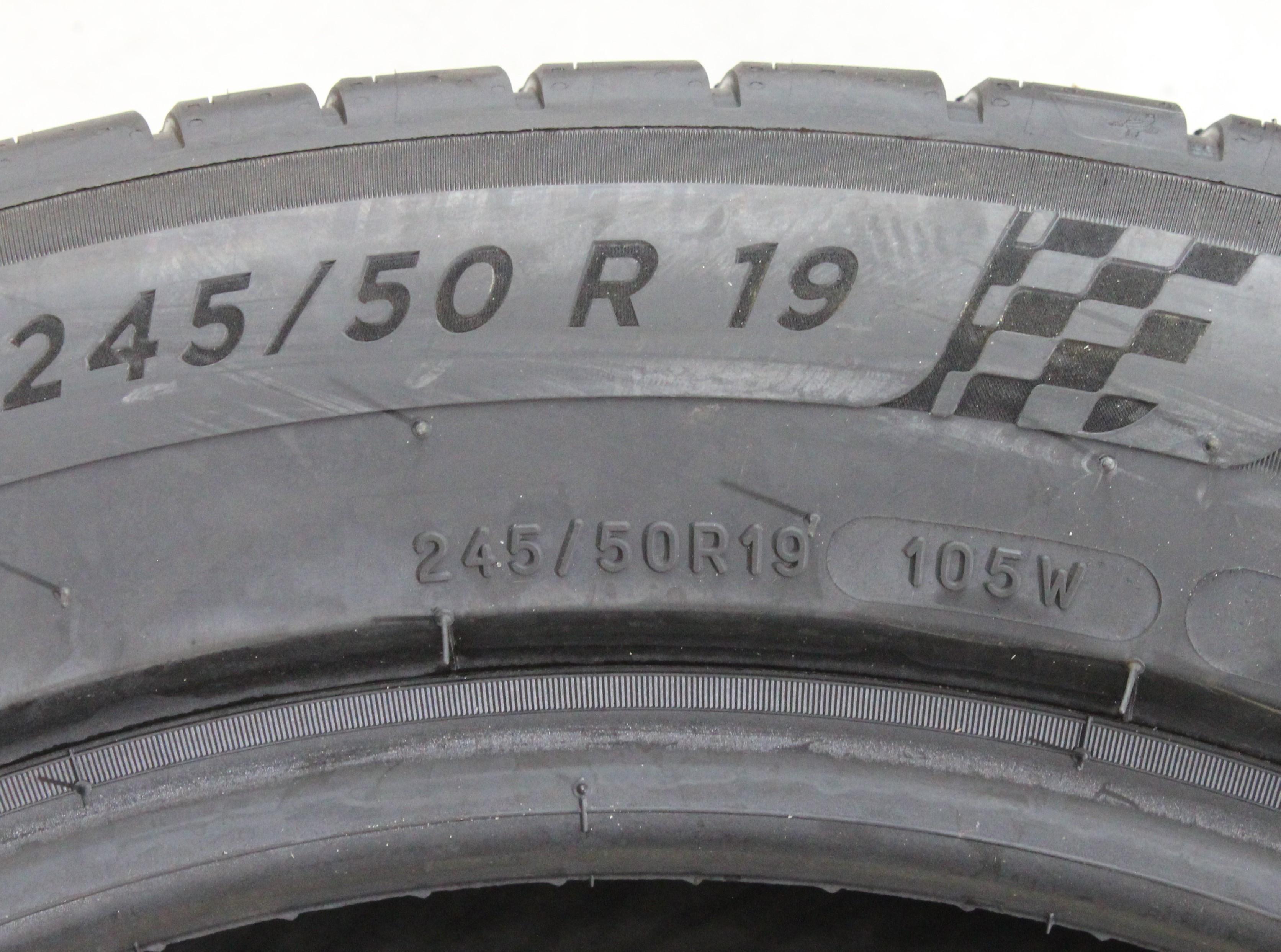 1 neumático de verano Michelin Pilot Sport 4 SUV 245/50R19 105W, con banda de rodadura completa, 2024 * NUEVO