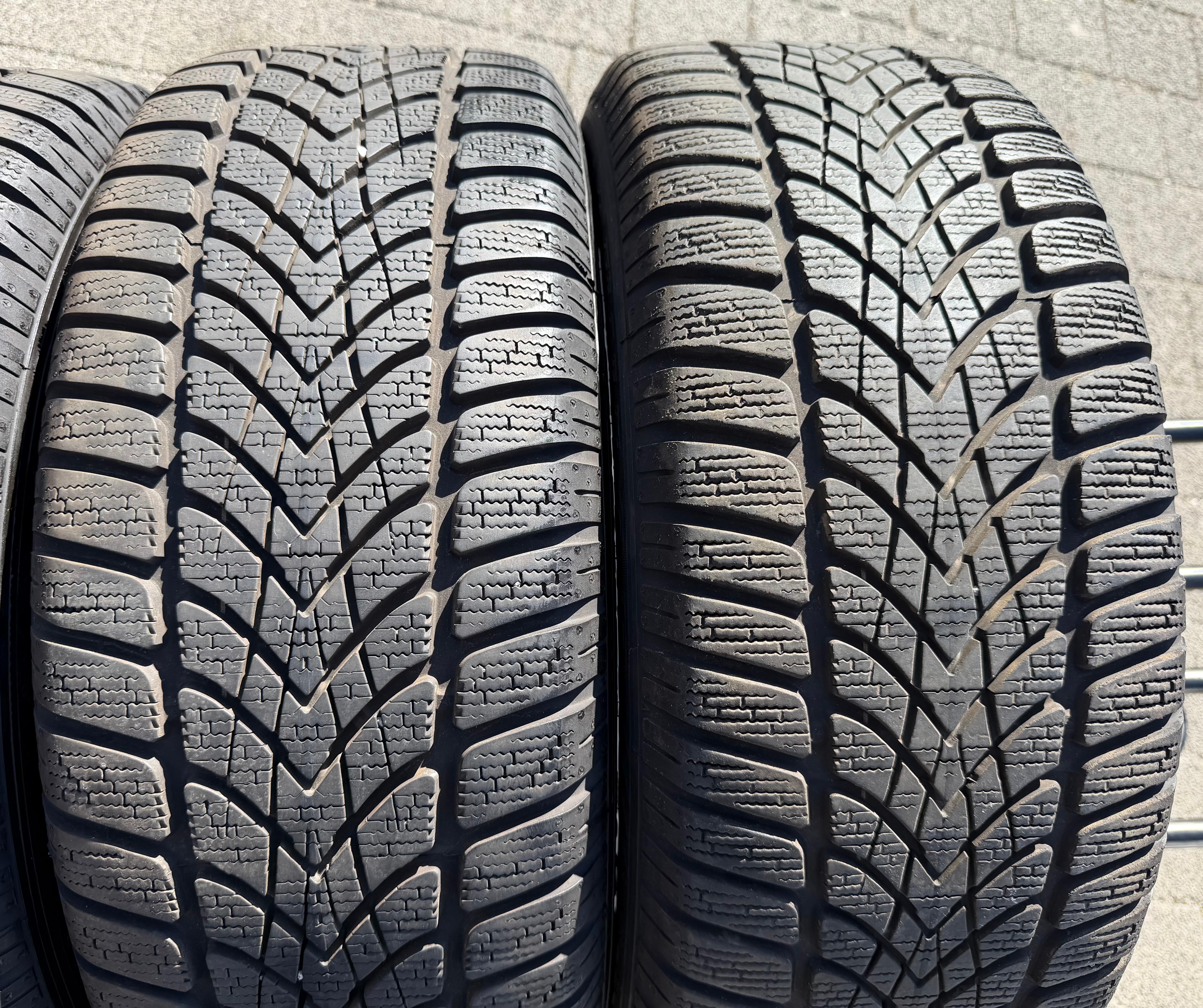 4 Original 17" Alu Winterräder Audi A4 B9 8W 8W0601025P 225/50R17 98H Dunlop 2024