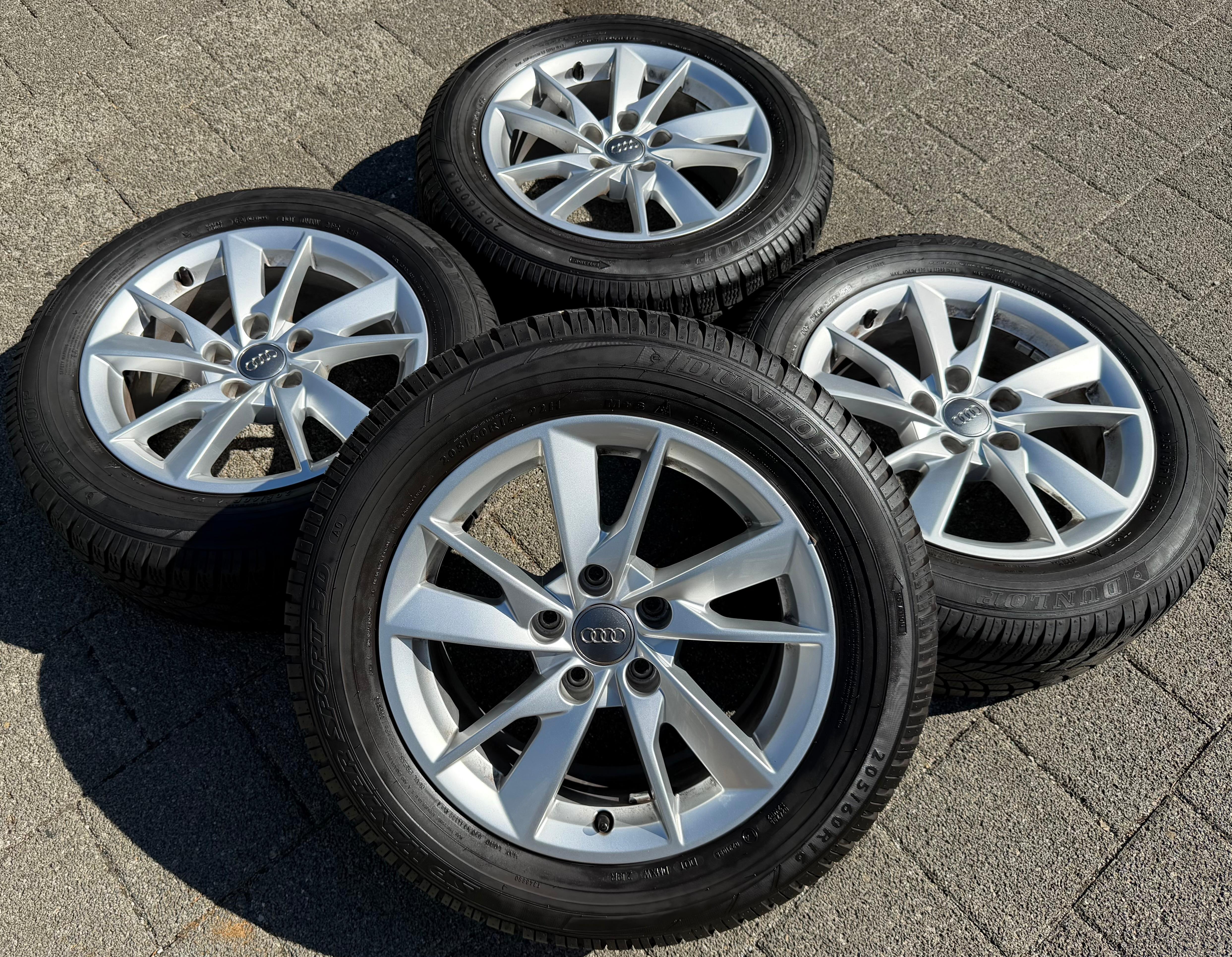 4 Original Alu Winterräder Audi A4 8W B9 8W0601025A 205/60R16 92H Dunlop