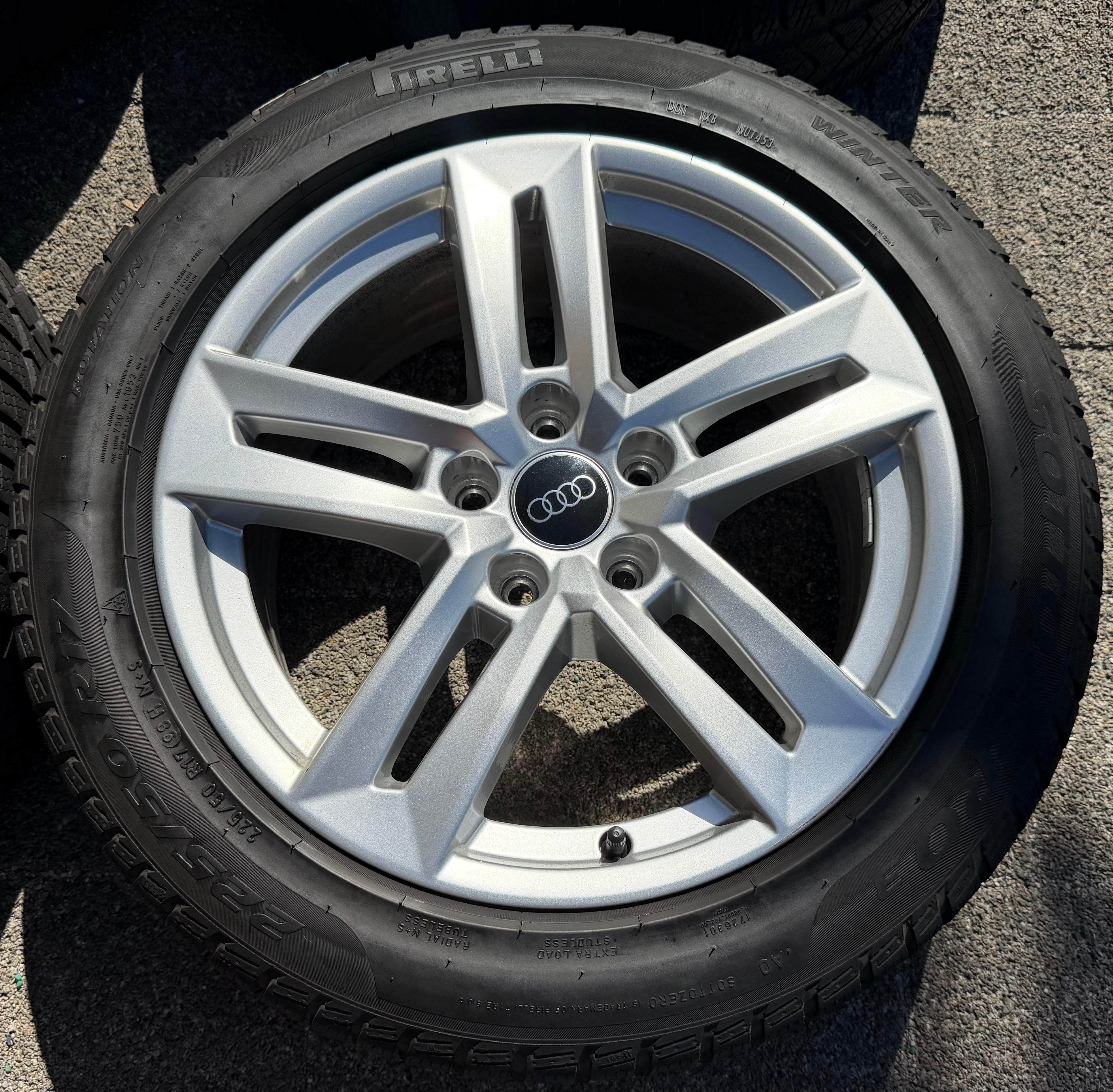 4 Original 17" Alu Winterräder Audi A4 B9 8W 8W0601025P 225/50R17 98H PIrelli 2024