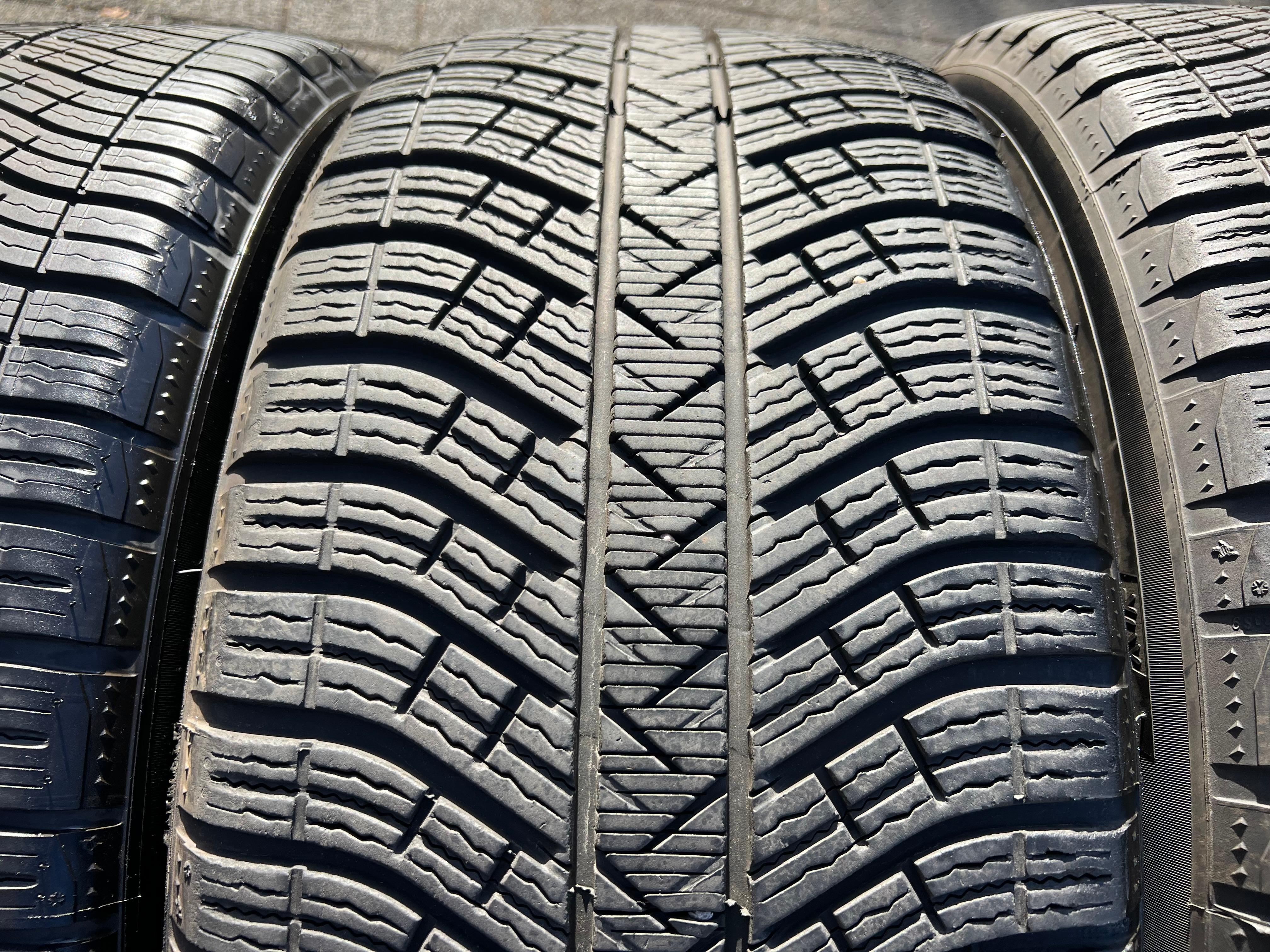 4 CERCHI IN LEGA ORIGINALI DA 20" PER PORSCHE MACAN I & II RS SPYDER CON PNEUMATICI MICHELIN