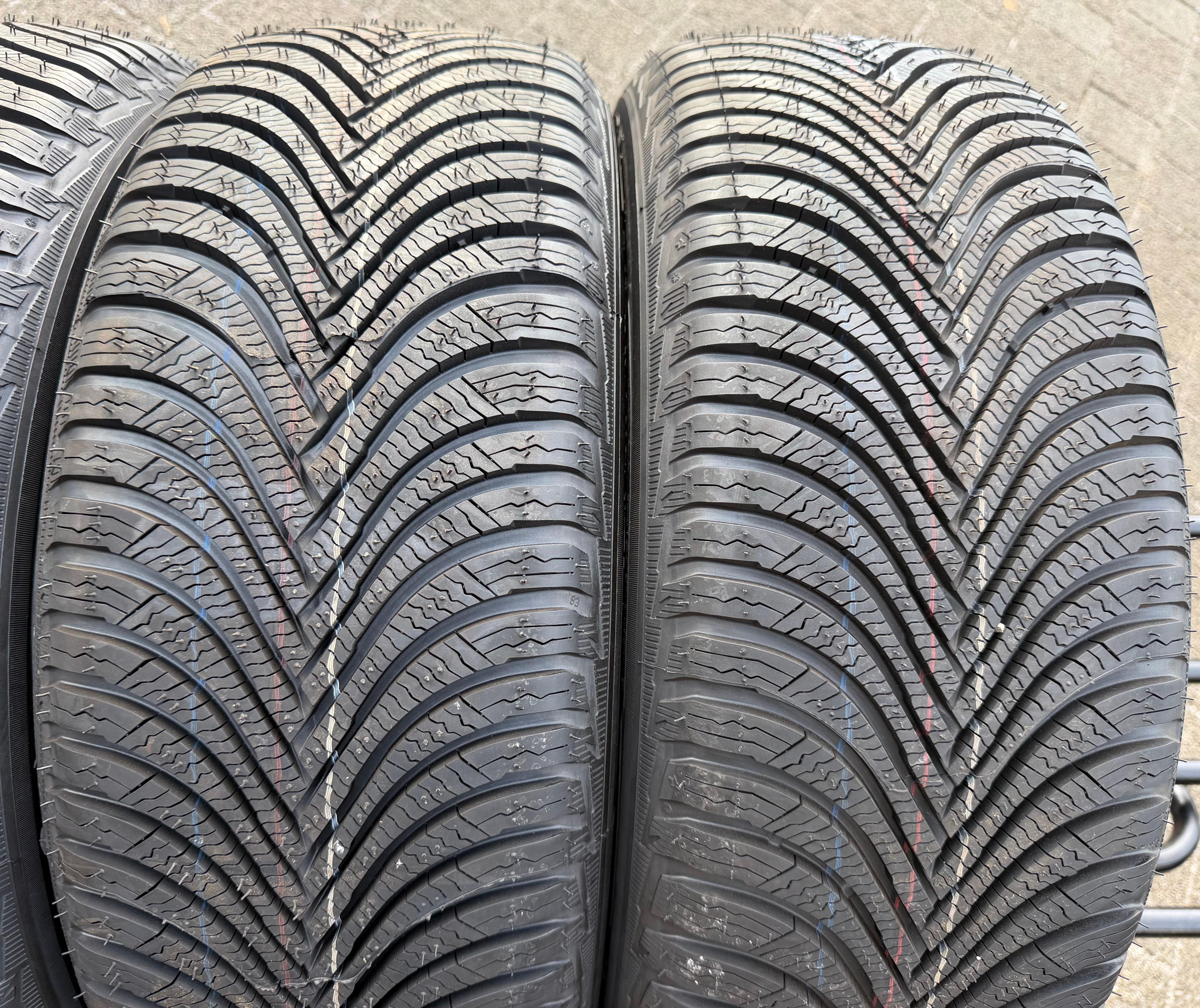4 Original 17" Alu Winterräder VW T-Roc & Cabrio 2GA601025M Merano 215/55R17 94V Michelin