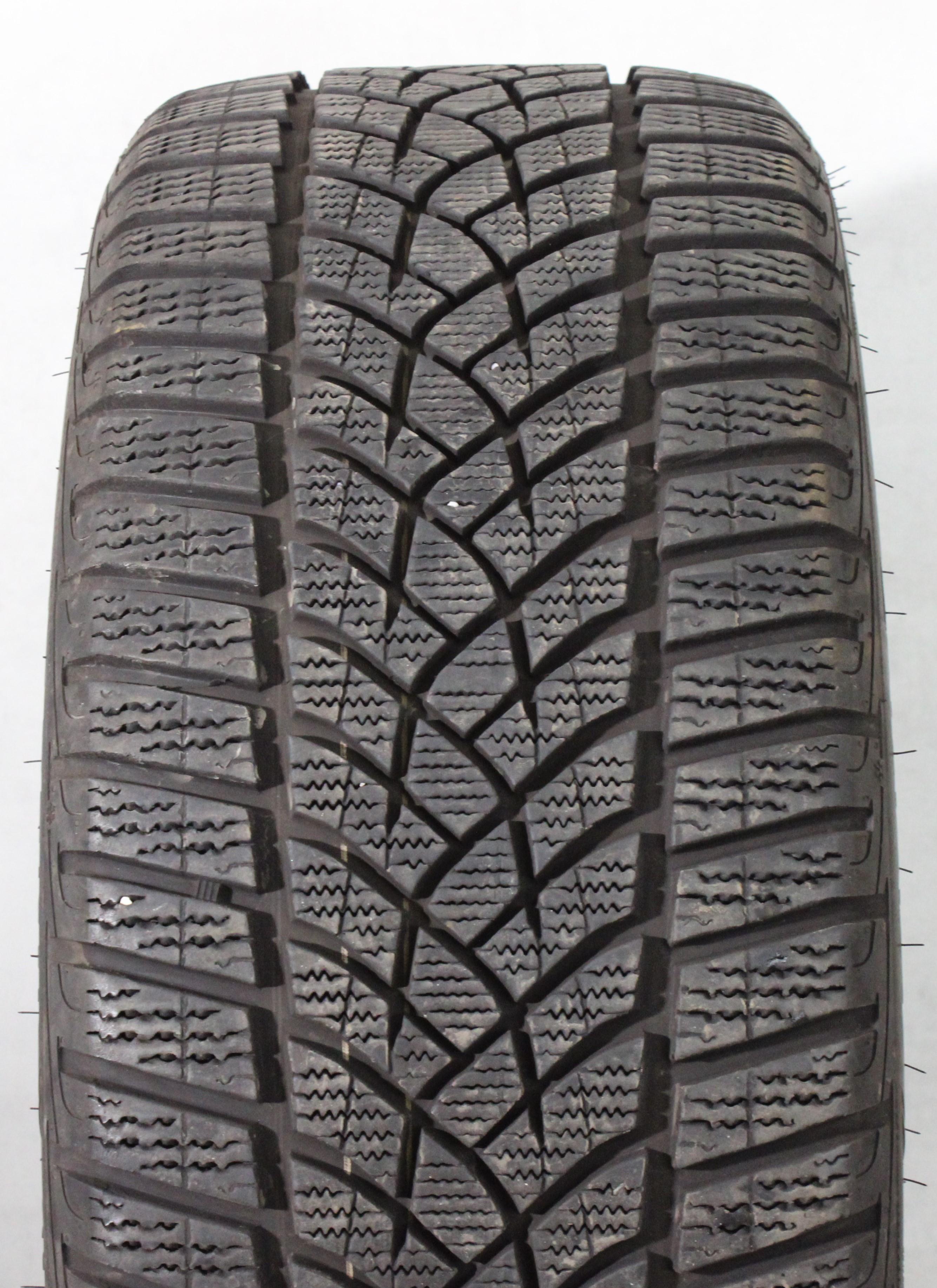 1 x 245/40R18 97V Winterreifen Goodyear Ultra Grip Performance GEN-1 AO 6,5mm 2024