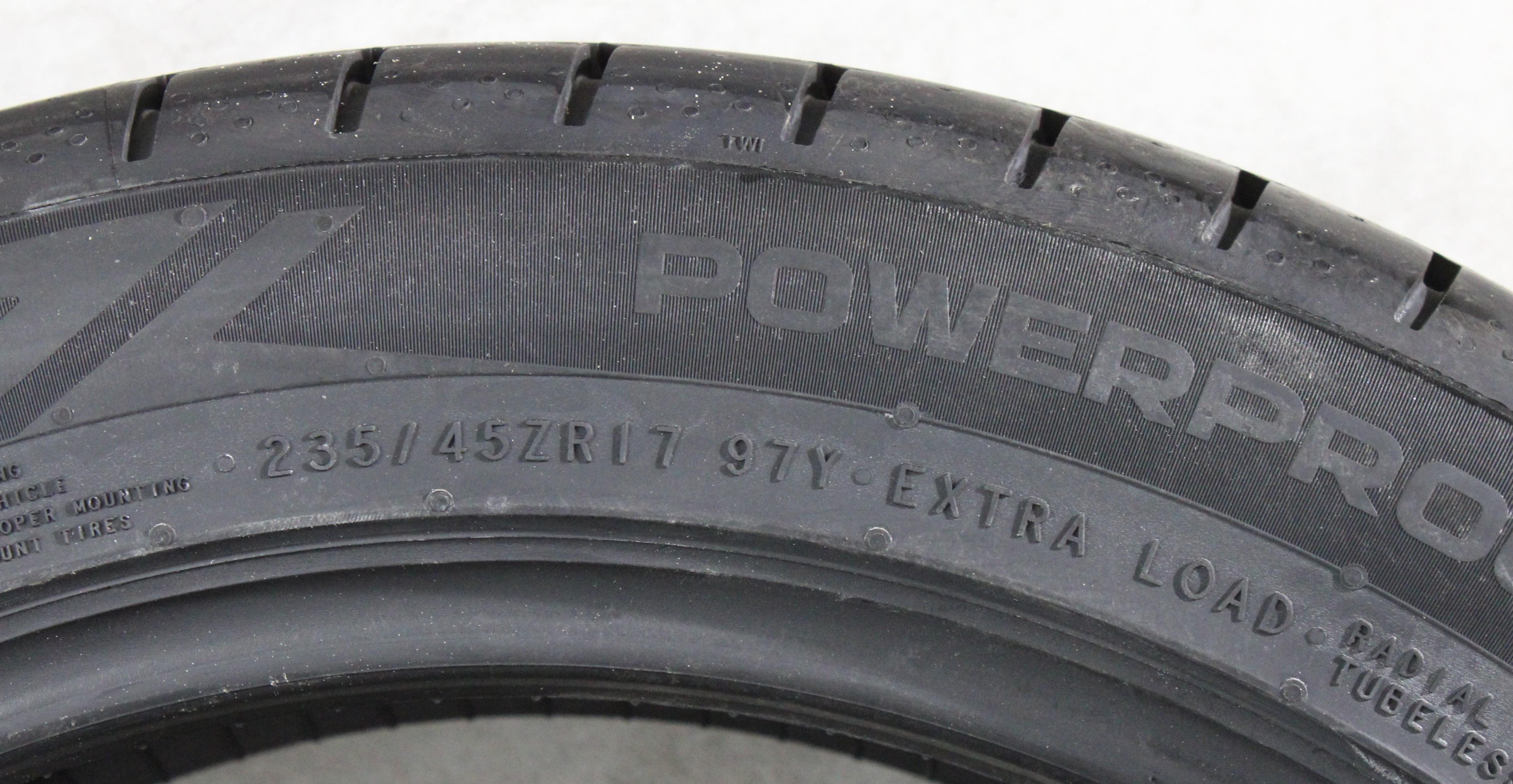 1 neumático de verano Nokian Powerproof 2021 XL, 235/45R17 97Y