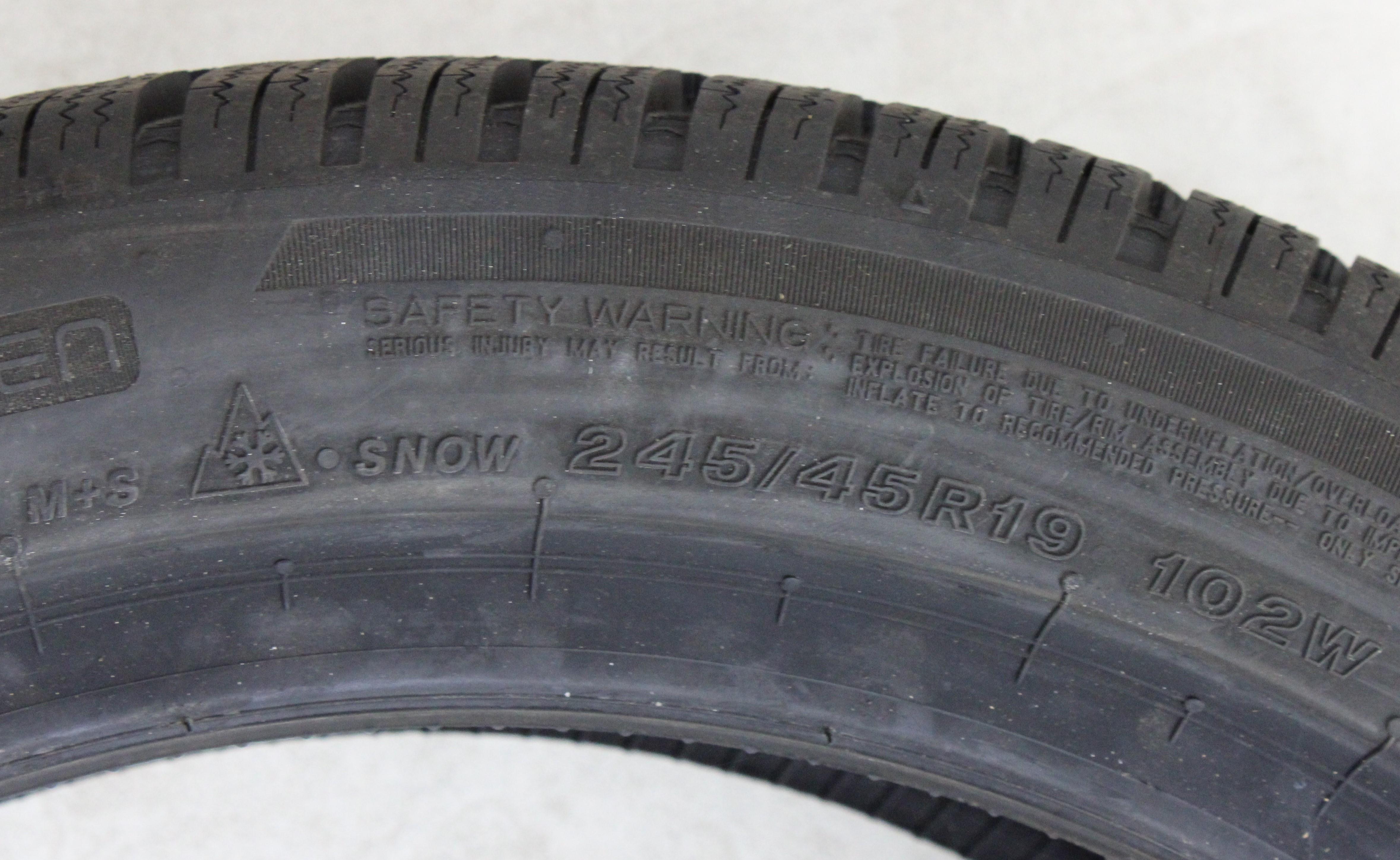 2 x 245/45R19 102W Winterreifen Bridgestone Blizzak 6 Enliten 2024 NEU