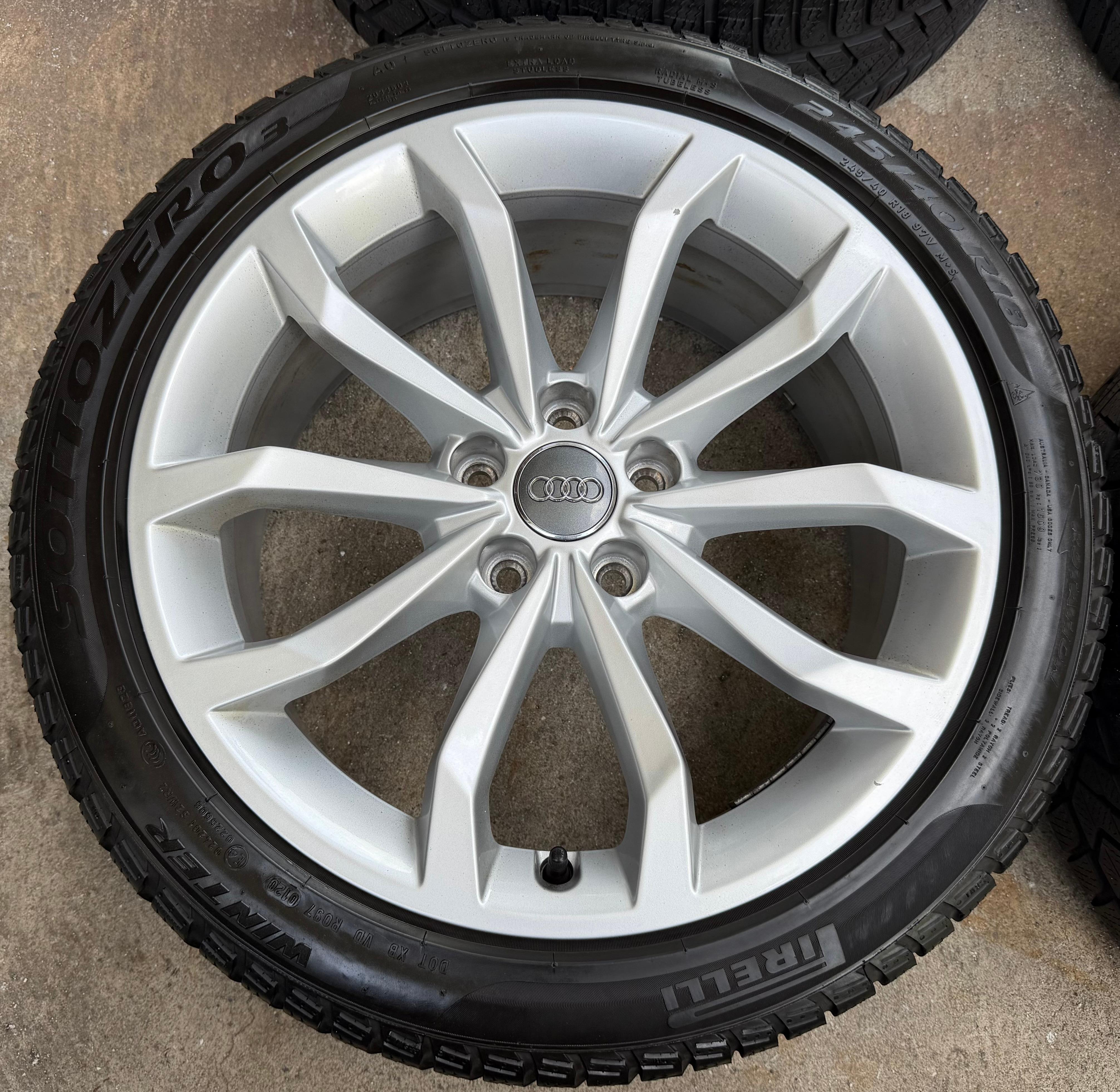 4 Original 18" Alu Winterräder Audi A4 S4 8W B9 8W0601025H 245/40R18 97V 2020