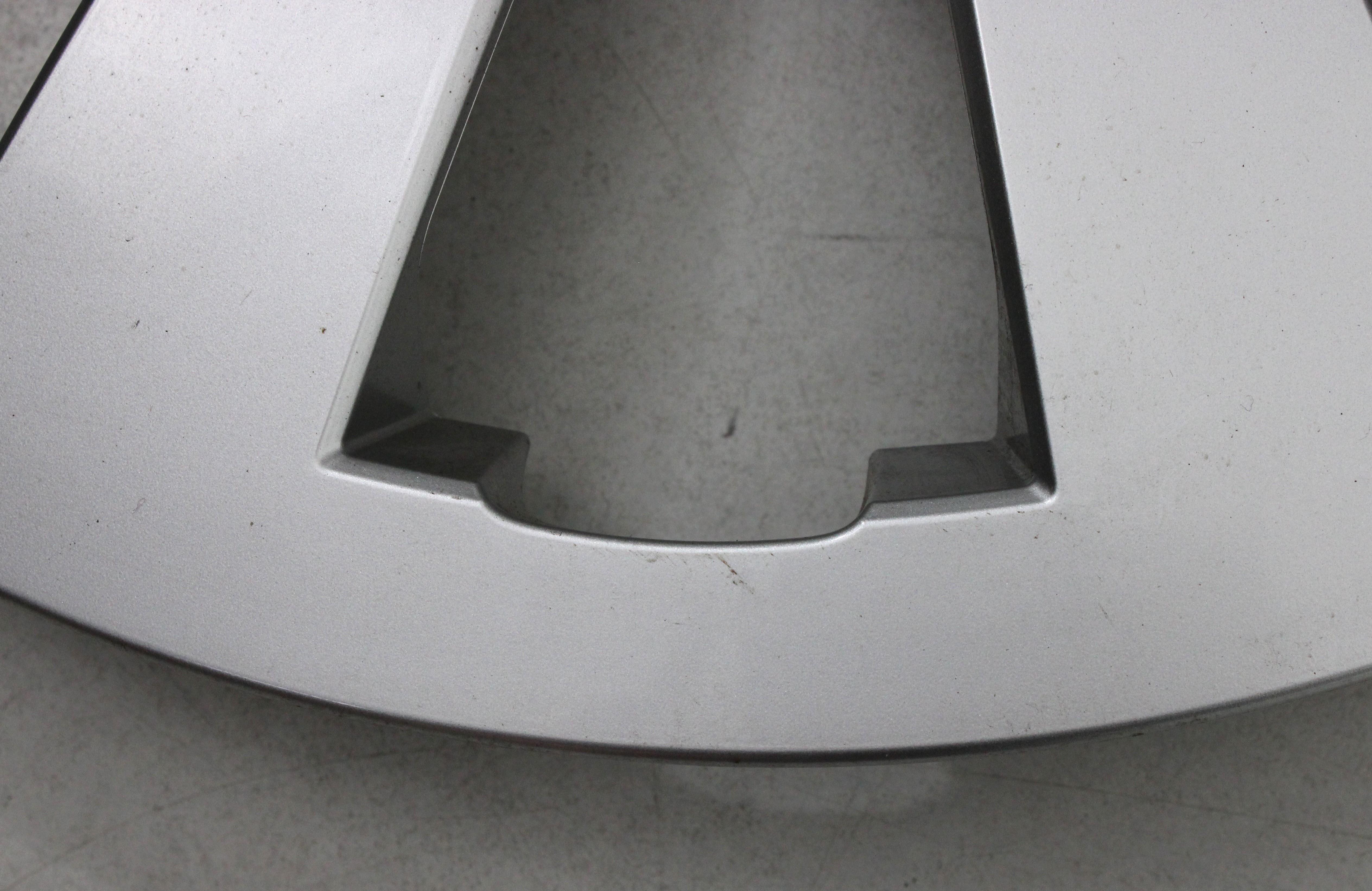 4 TAPACUBOS ORIGINALES DE 15" PARA AUDI A1 GB 82A601147 15 PULGADAS