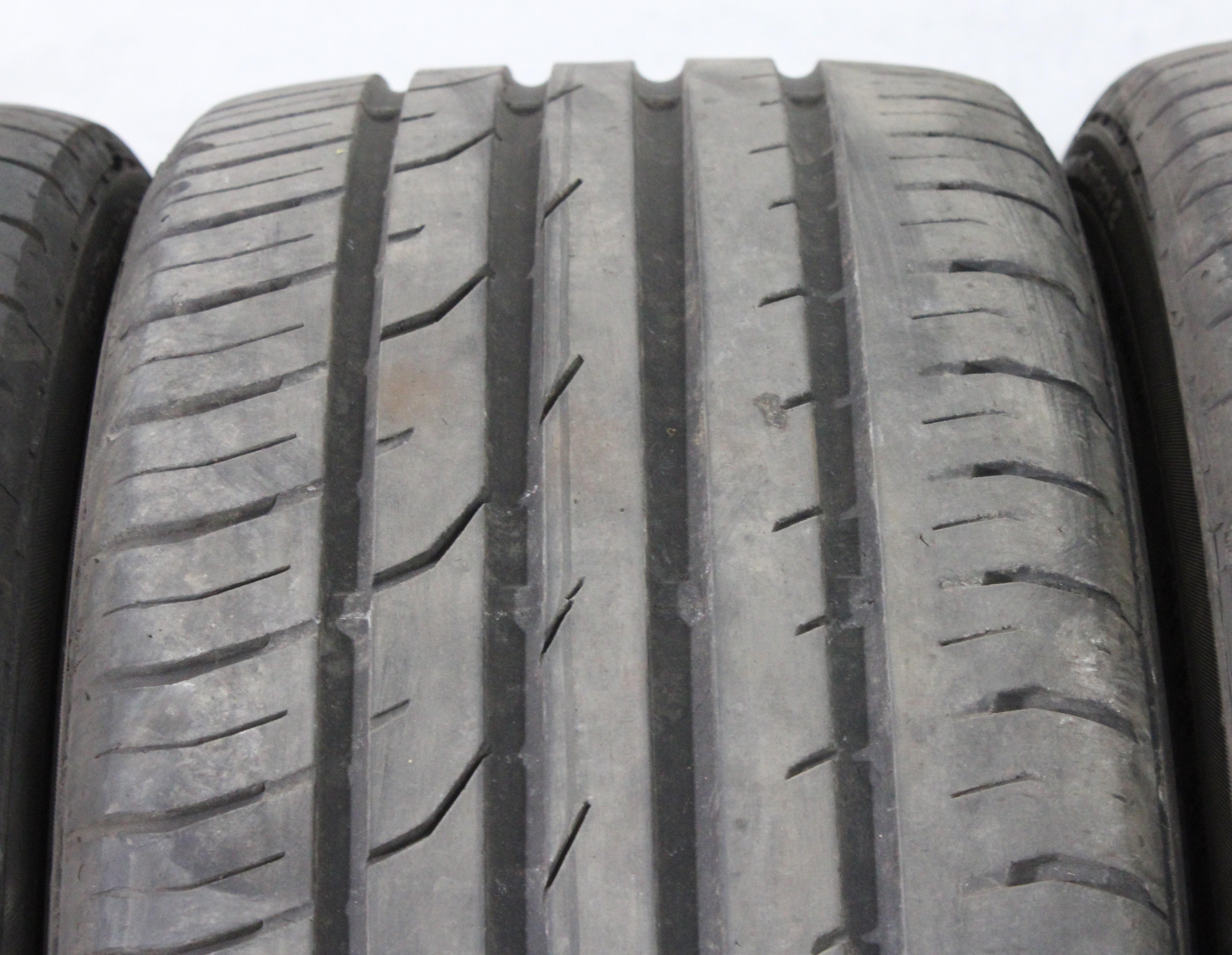 4 x 215/40R17 87V Sommerreifen Continental Premium Contact 2 5-5,5mm 2017 XL