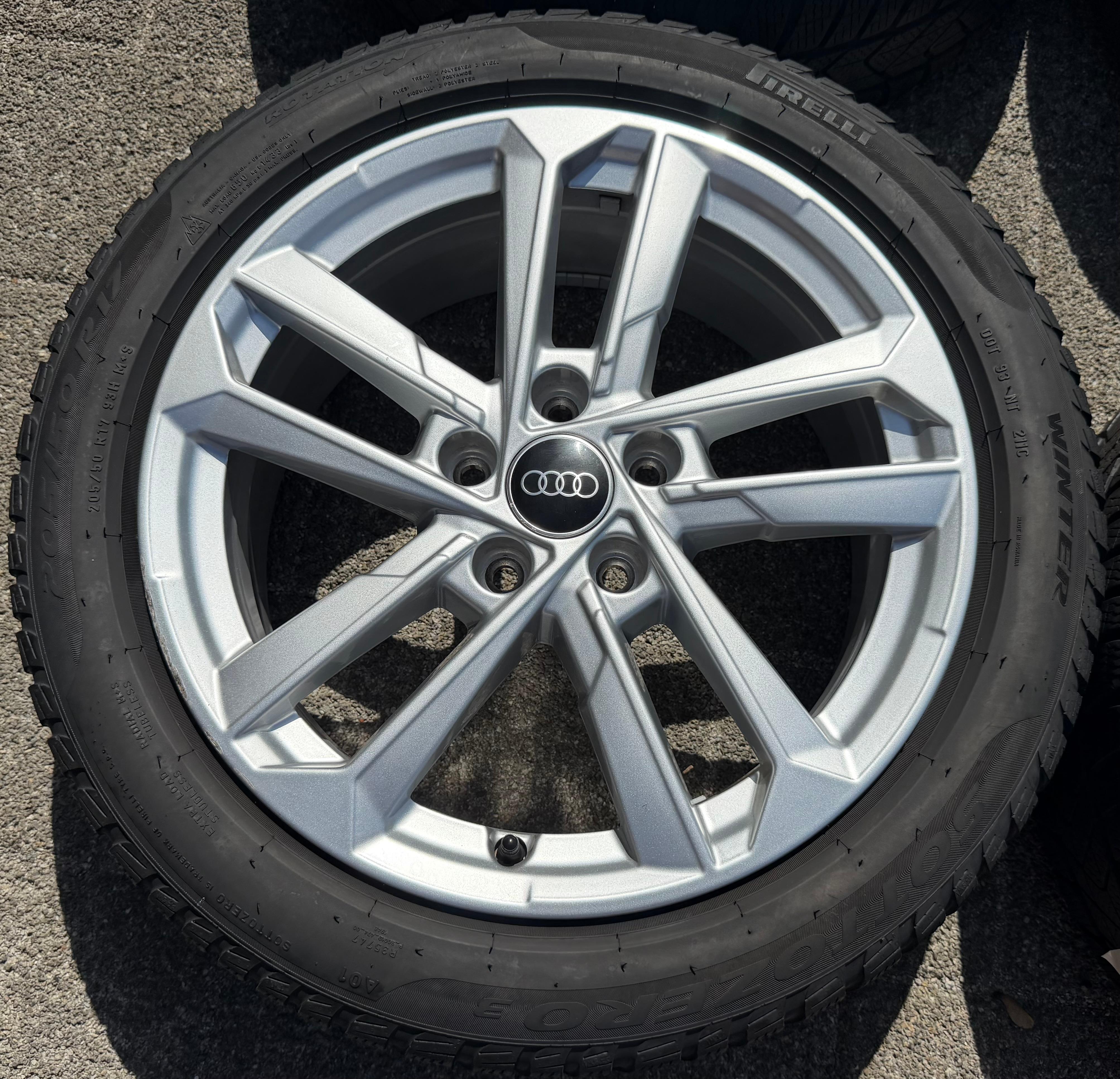4 Original 17" Alufelgen Felgen Audi A3 8Y 8Y0601025L 6,5x17 ET43