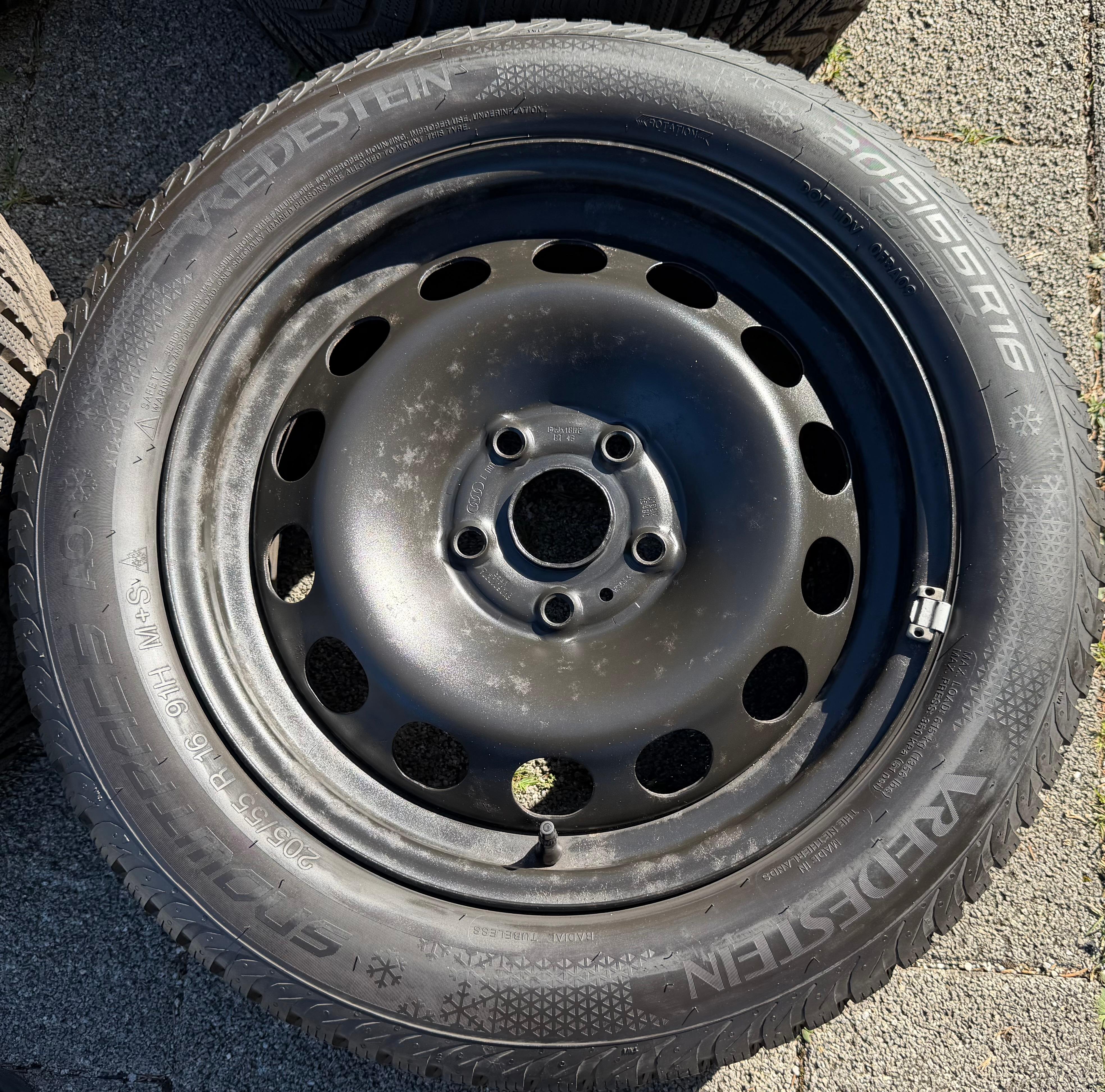 4 ruedas de invierno Audi A3 8V Sportback Cabrio 205/55R16 91H Vredestein 8V0601027A 2020