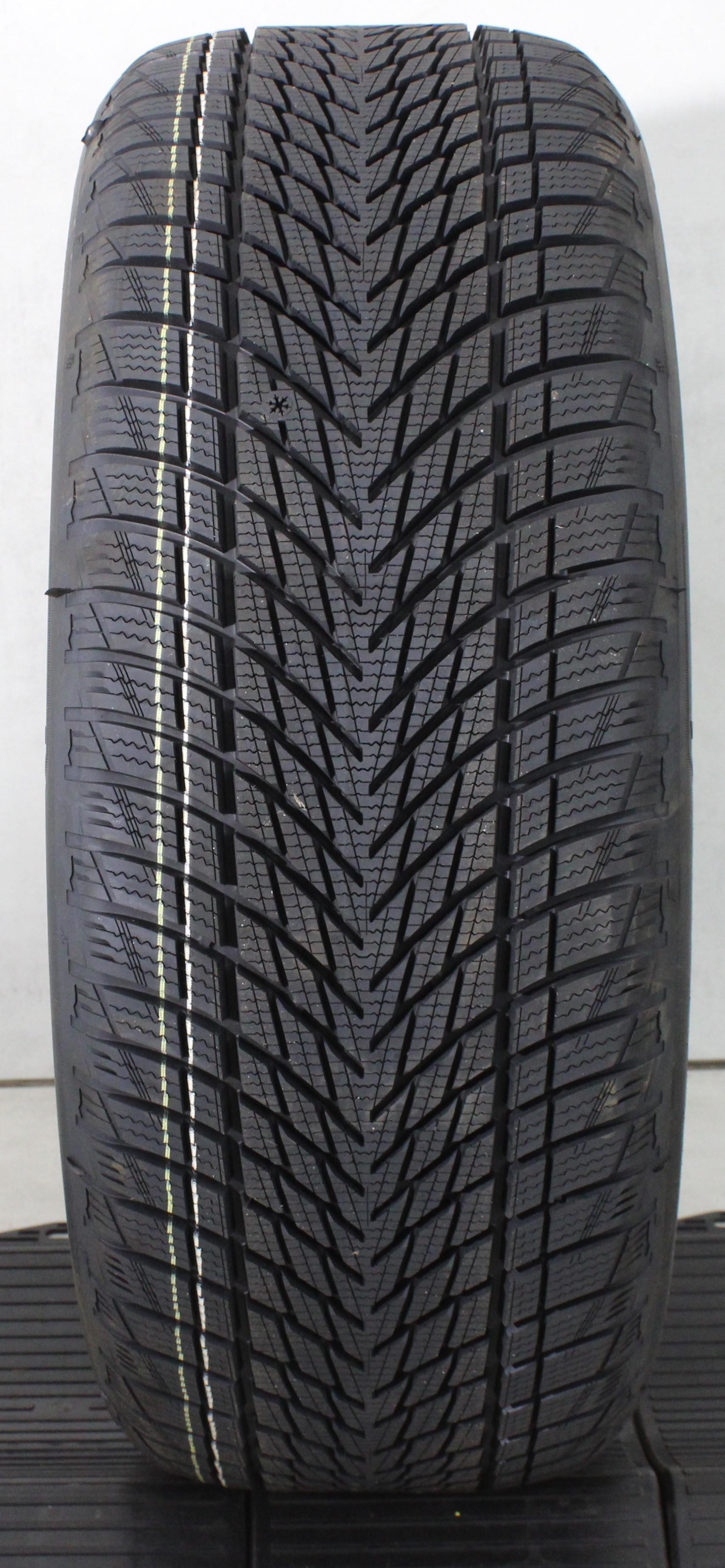 1 x 245/45R19 102V Winterreifen Goodyear Ultra Grip Performance 3 2024