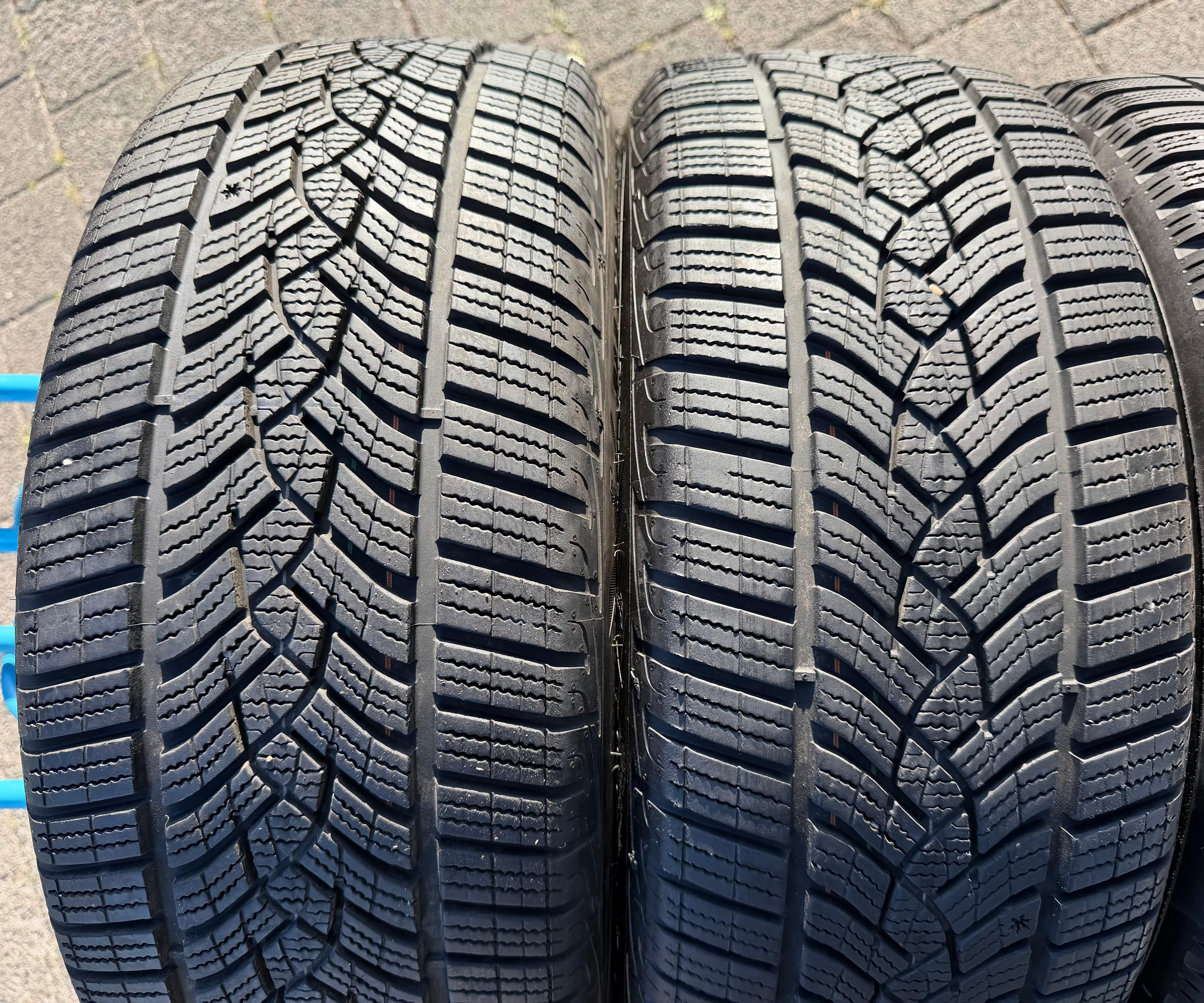 4 Original 17" Alu Winterräder Mercedes C-Klasse W205 A2054010800 225/50R17 94H