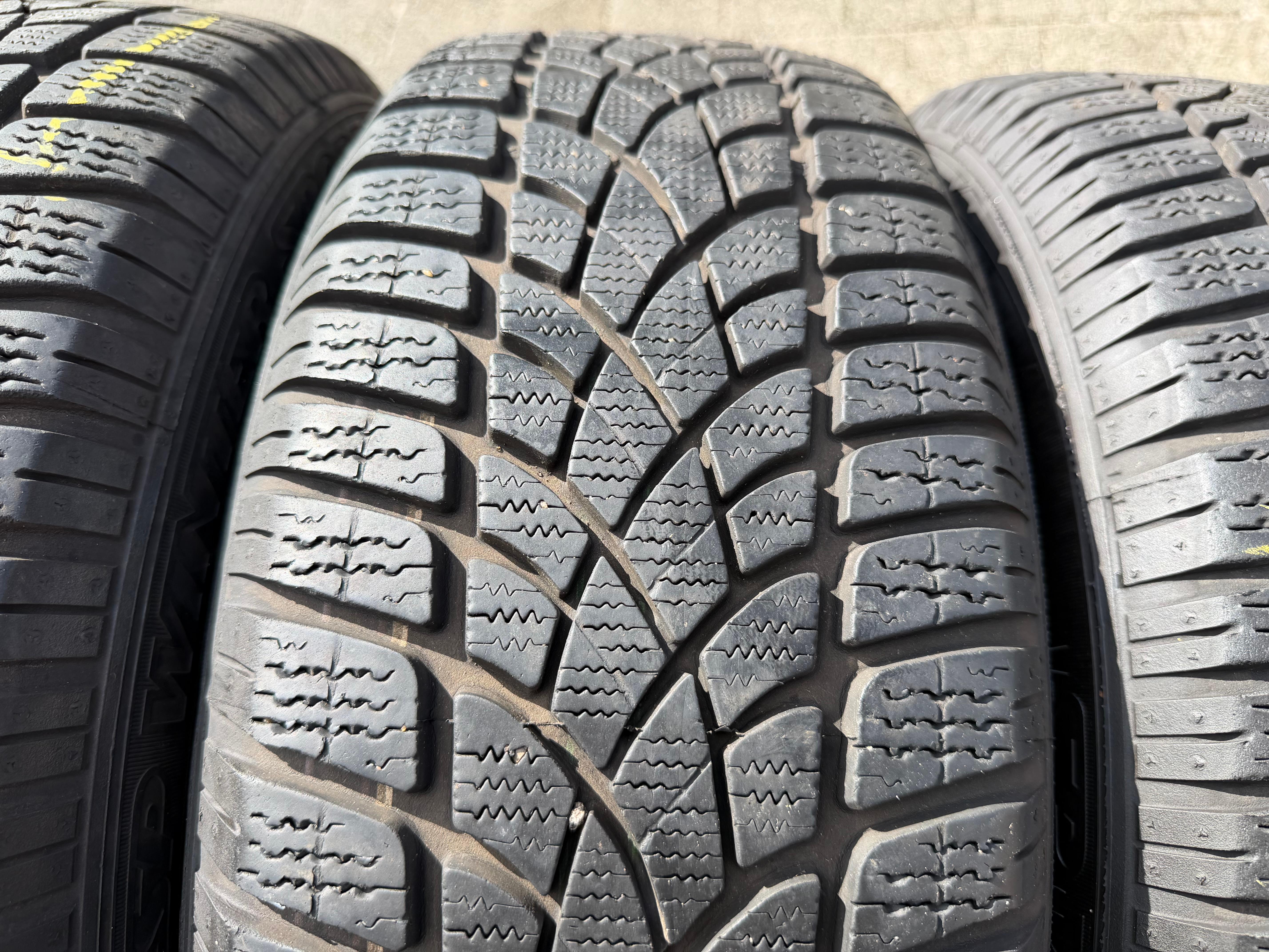 4 Original Alu Winterräder Audi A4 8W B9 8W0601025A 205/60R16 92H Dunlop