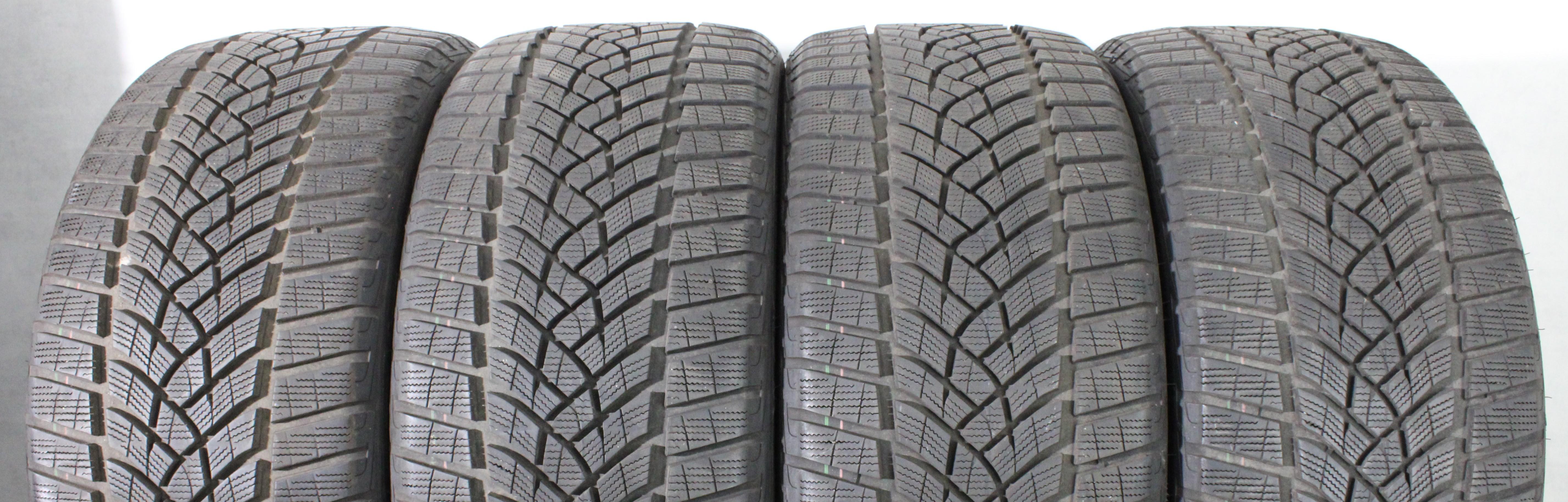 4 x 255/35R21 98V Winterreifen Goodyear Ultra Grip Performance + 2x7-7,5mm/2x8mm 2023 XL