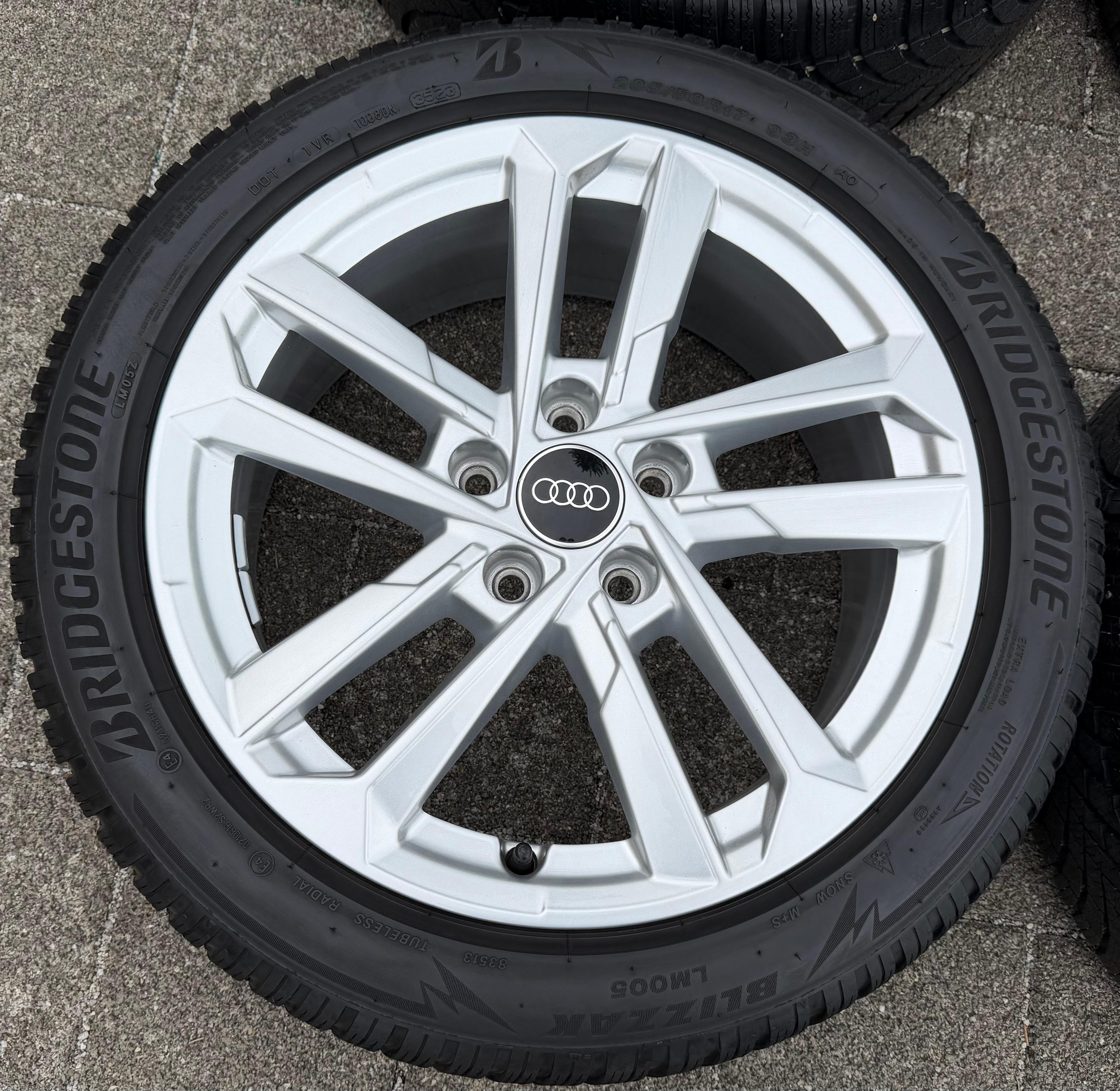 4 Original 17" Alu Winterräder Audi A3 S3 8Y 8Y0601025L 205/50R17 93H Bridgestone 2022