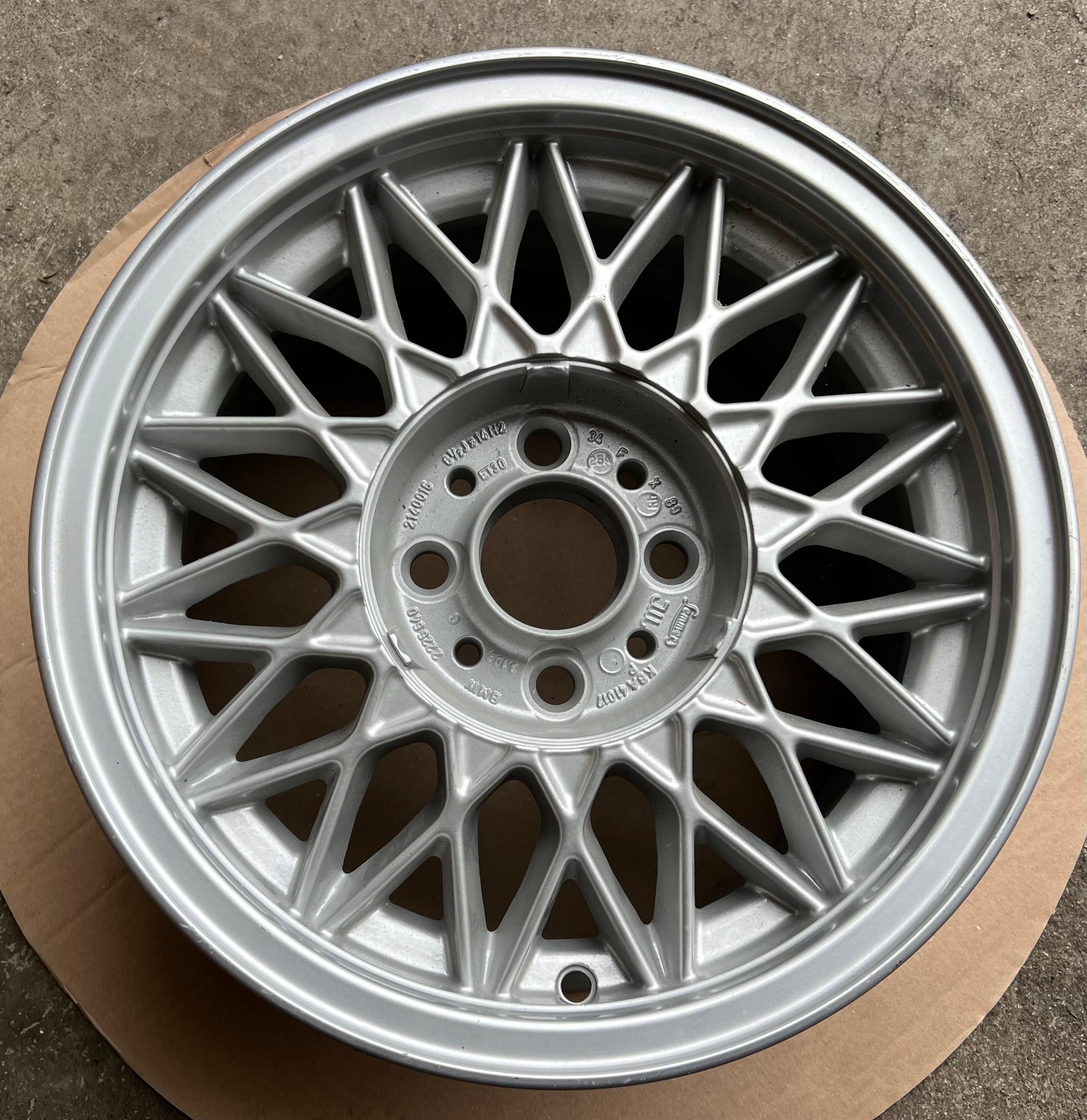 1 X ORIGINELE 14" ALUMINIUM VELG BMW 3-SERIE E30 2225540 6,5x14 ET30 KRUISSPAKKEN