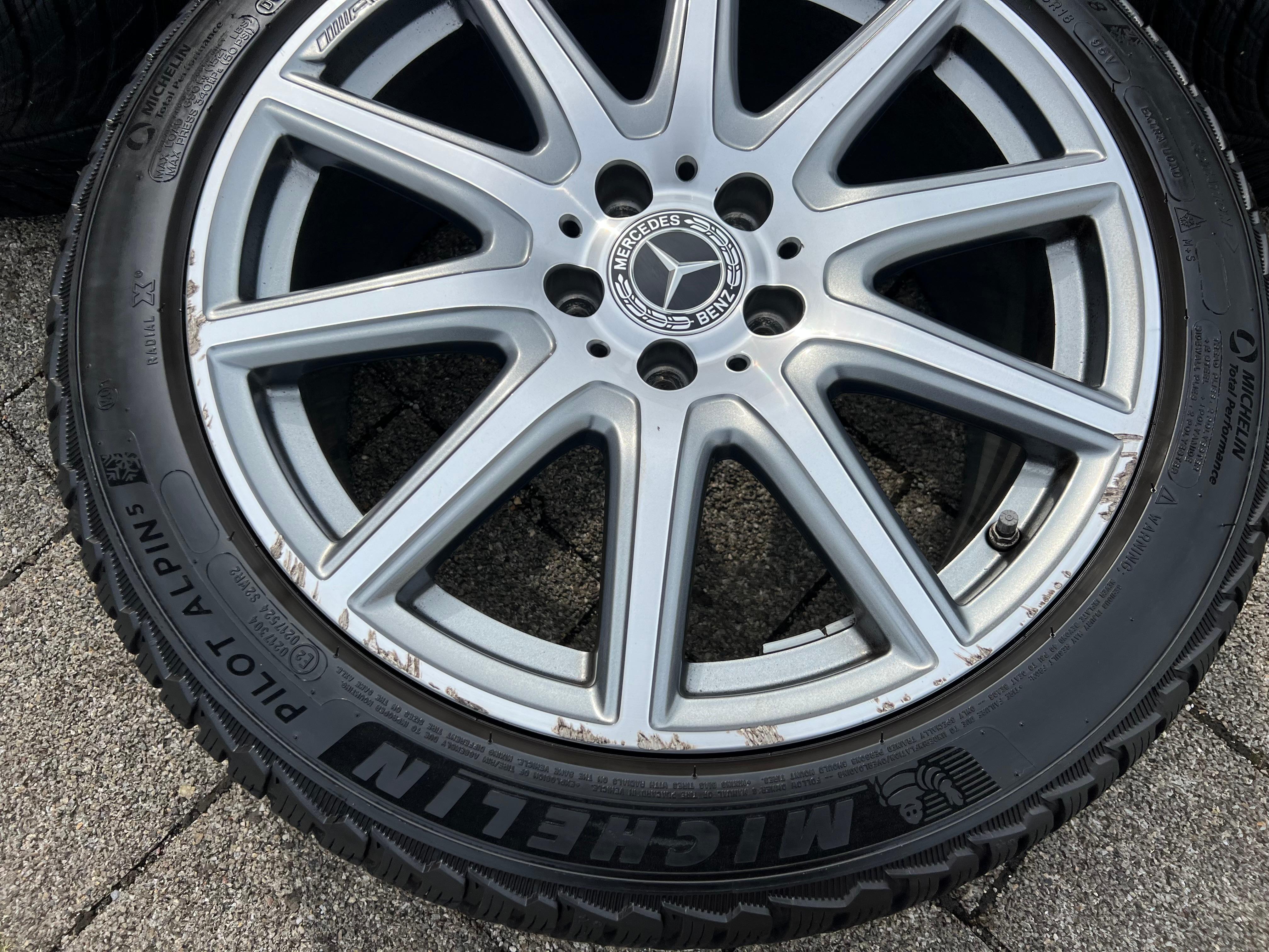 4 CERCHI INVERNALI ORIGINALI IN ALLUMINIO DA 18" MERCEDES CLASSE A F2A 177 CLASSE B F2B W247 CLA W118 A1774010600