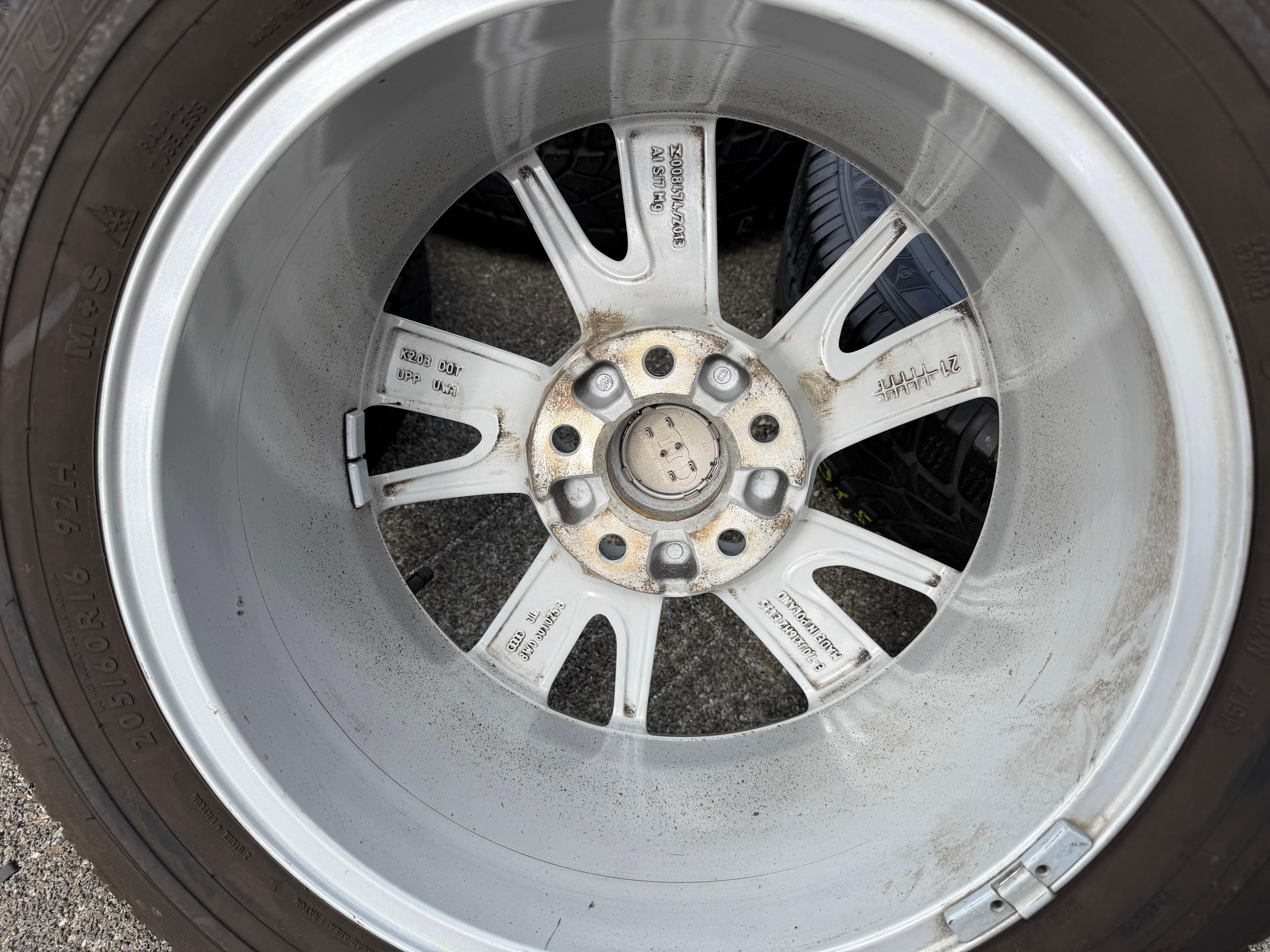 4 Original Alu Winterräder Audi A4 8W B9 8W0601025A 205/60R16 92H Dunlop