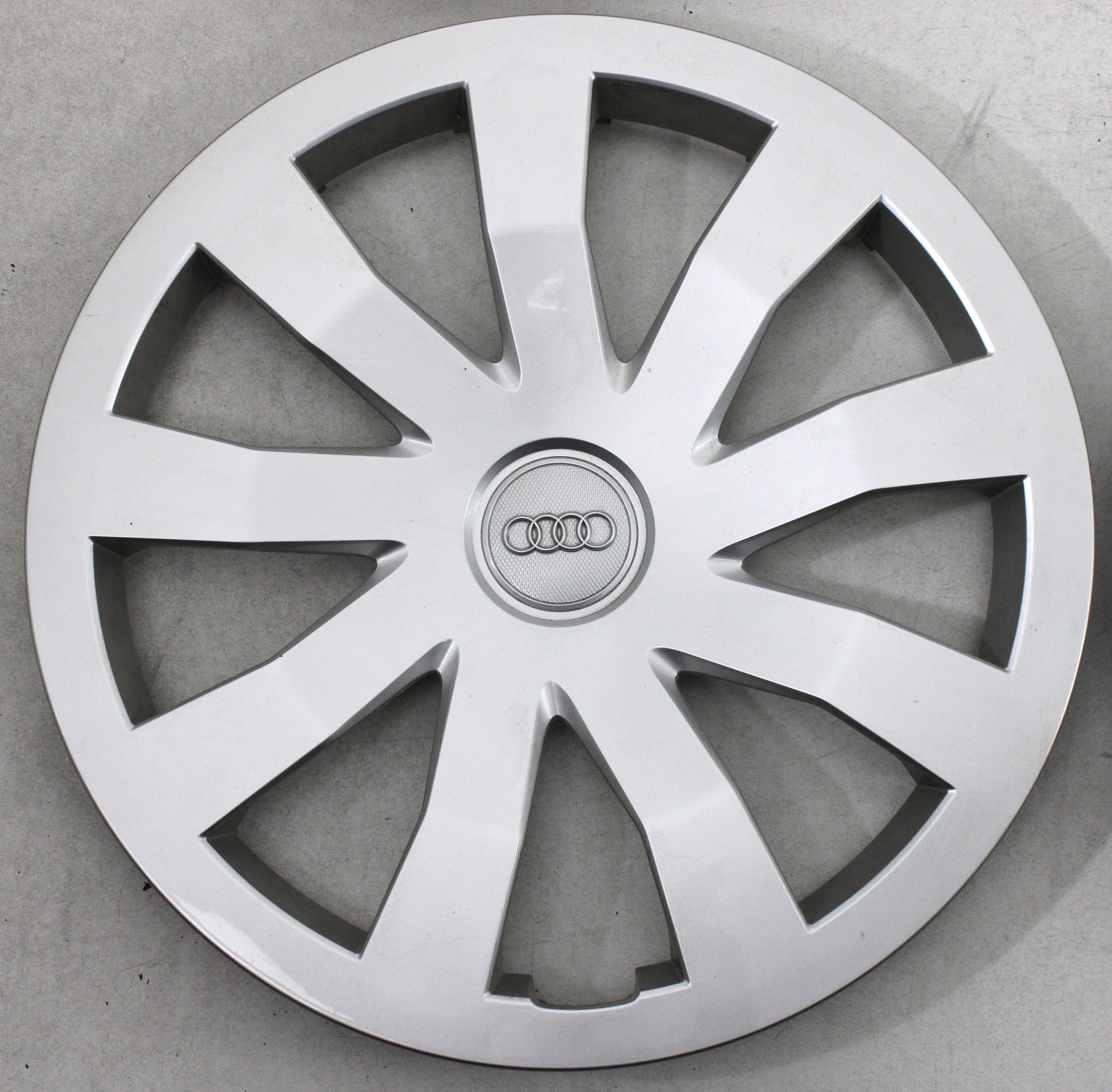 4 TAPACUBOS EMBELLECEDORES DE RUEDA ORIGINALES DE 15" PARA AUDI A1 GB 82A601147 15 PULGADAS