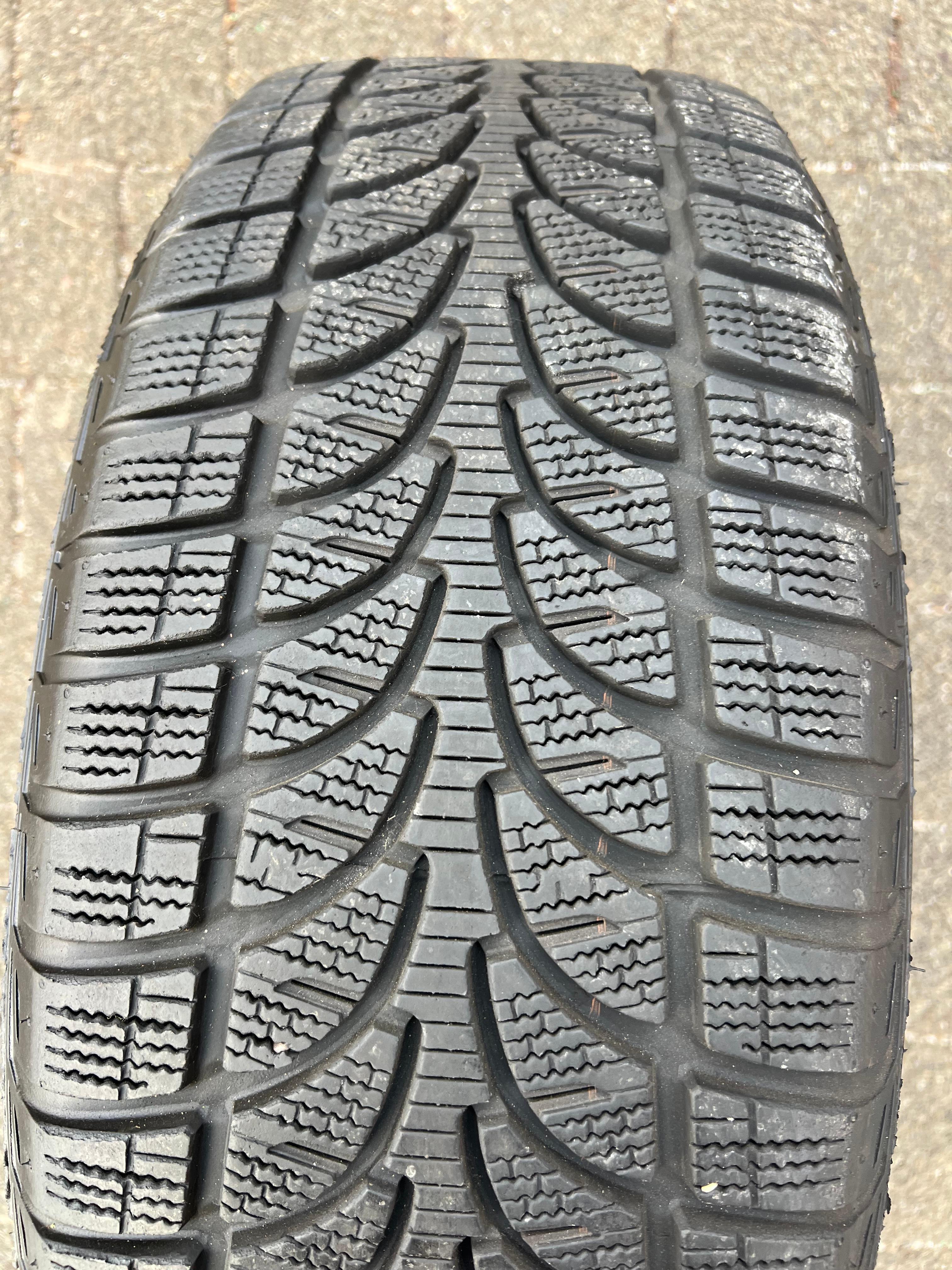 1 x 235/60R18 103H Winterreifen Bridgestone Blizzak LM80 Evo 7,5mm 2021