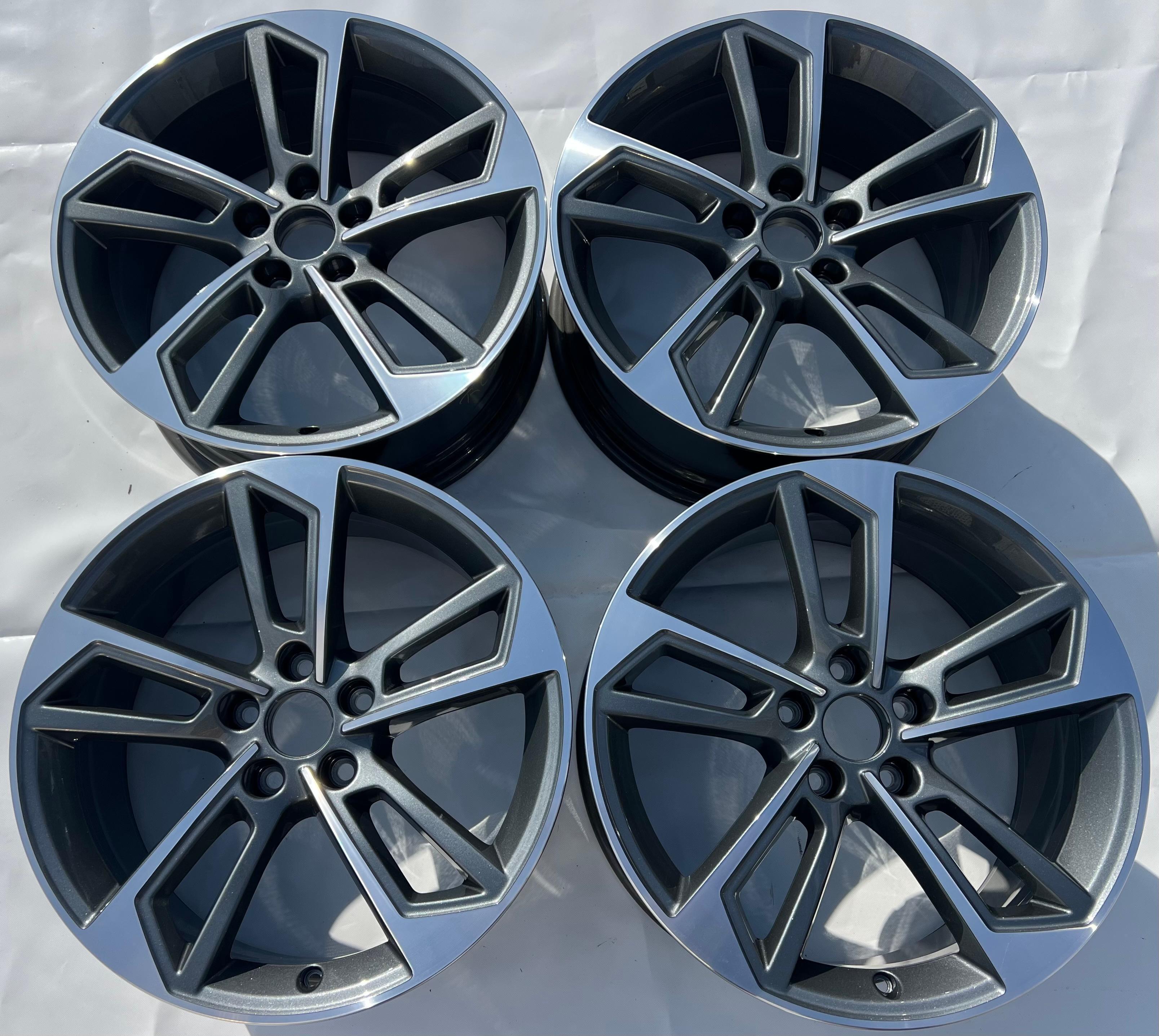 4 jantes alu d'origine 18" pour Audi A4 8W 8W0601025DL 8x18 ET40