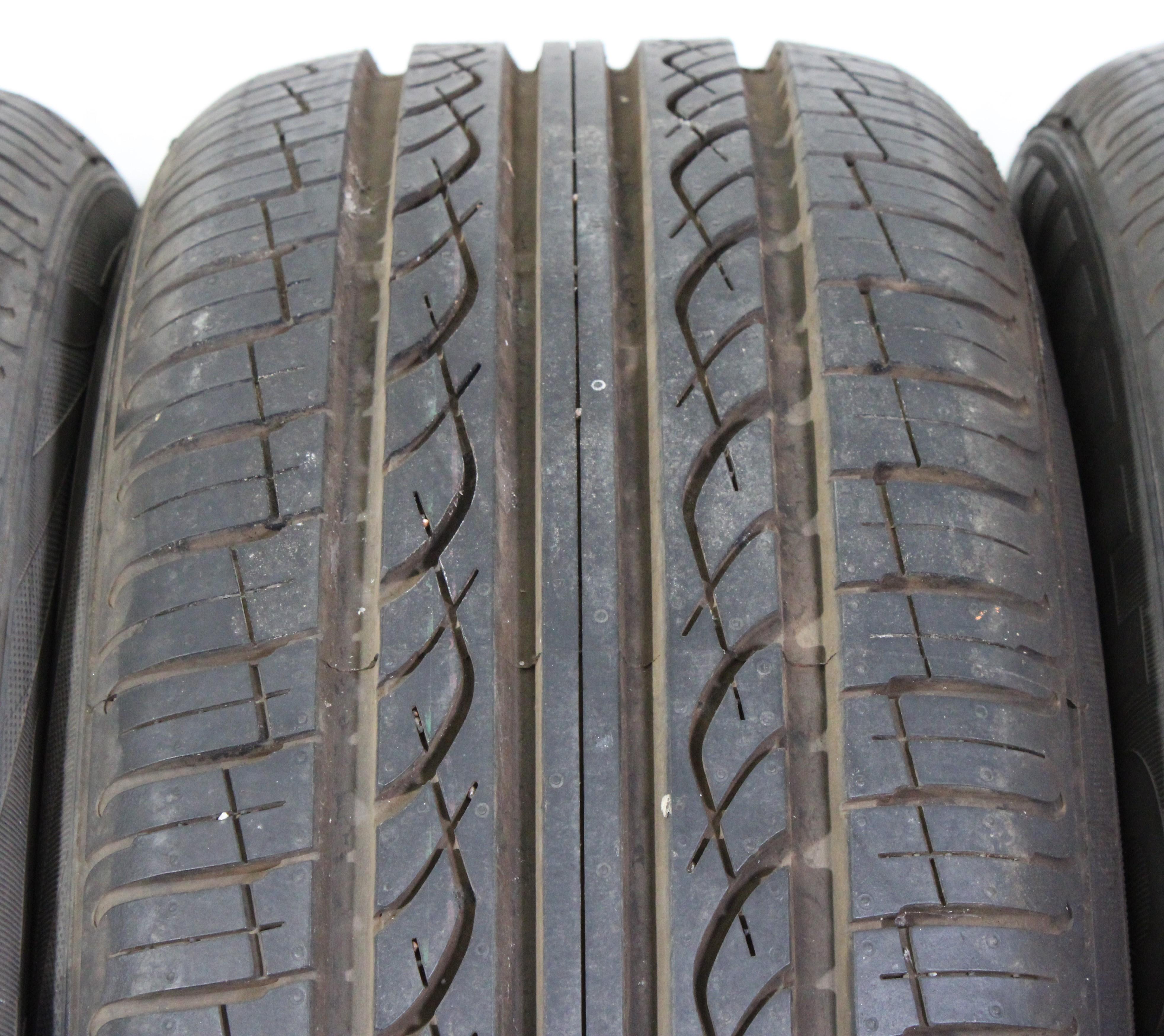 4 x 205/55R16 91H Sommerreifen Kumho Solus KH15 7-7,5mm 2010