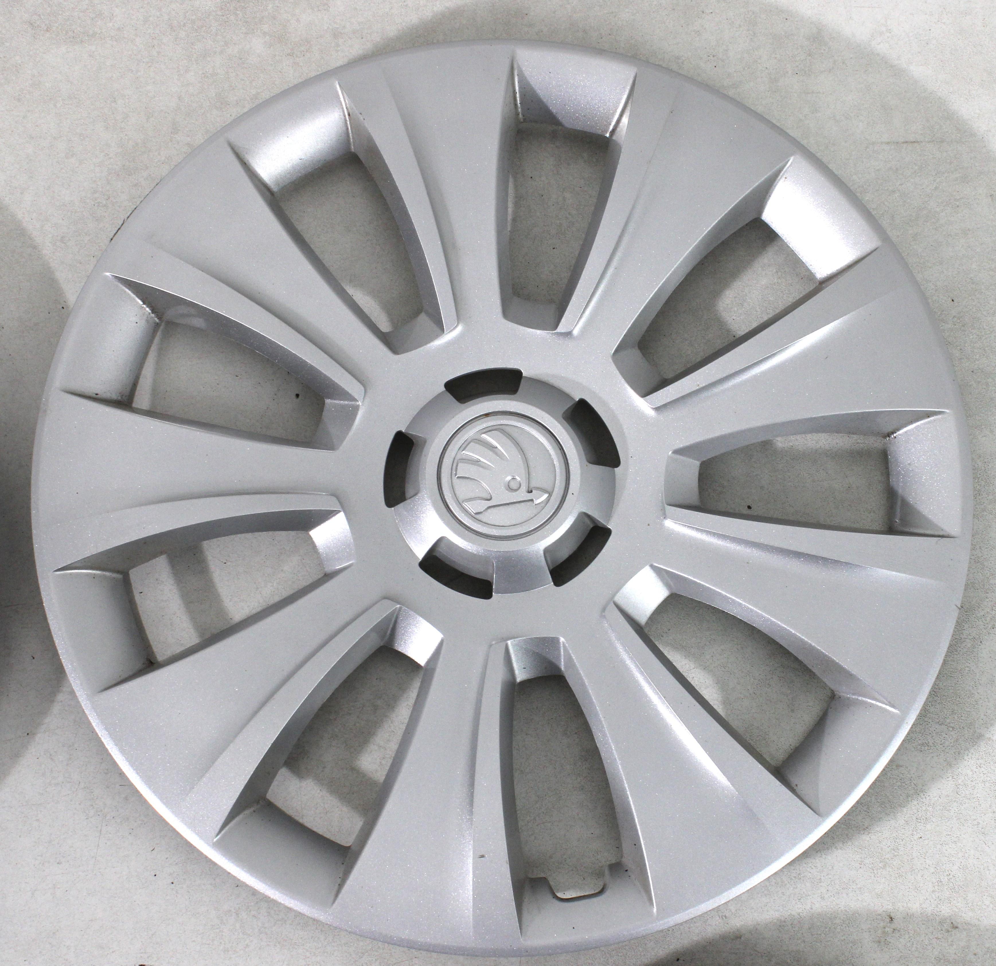 4 X ORIGINAL 16" RADKAPPEN SKODA OCTAVIA KODIAQ YETI SUPERB  57A601147 FREIHAUS