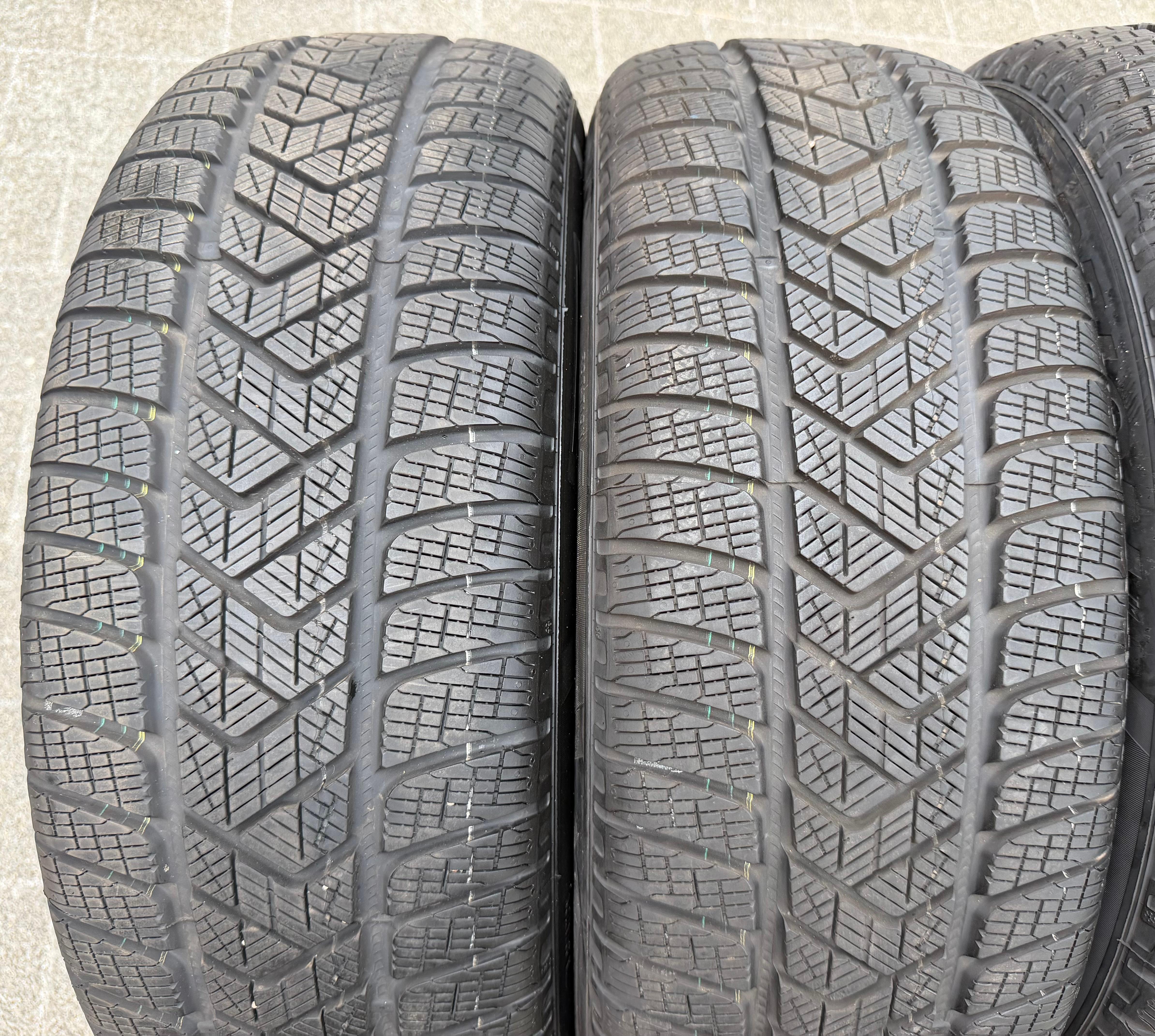 4 Original 19" Alu Winterräder Audi Q5 SQ5 FY 80A601025K 235/55R19 101H Pirelli