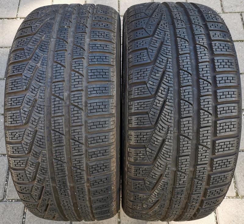 2 x 235/40R19 92V Winterreifen Pirelli Sottozero 2 6,5-7mm 2012