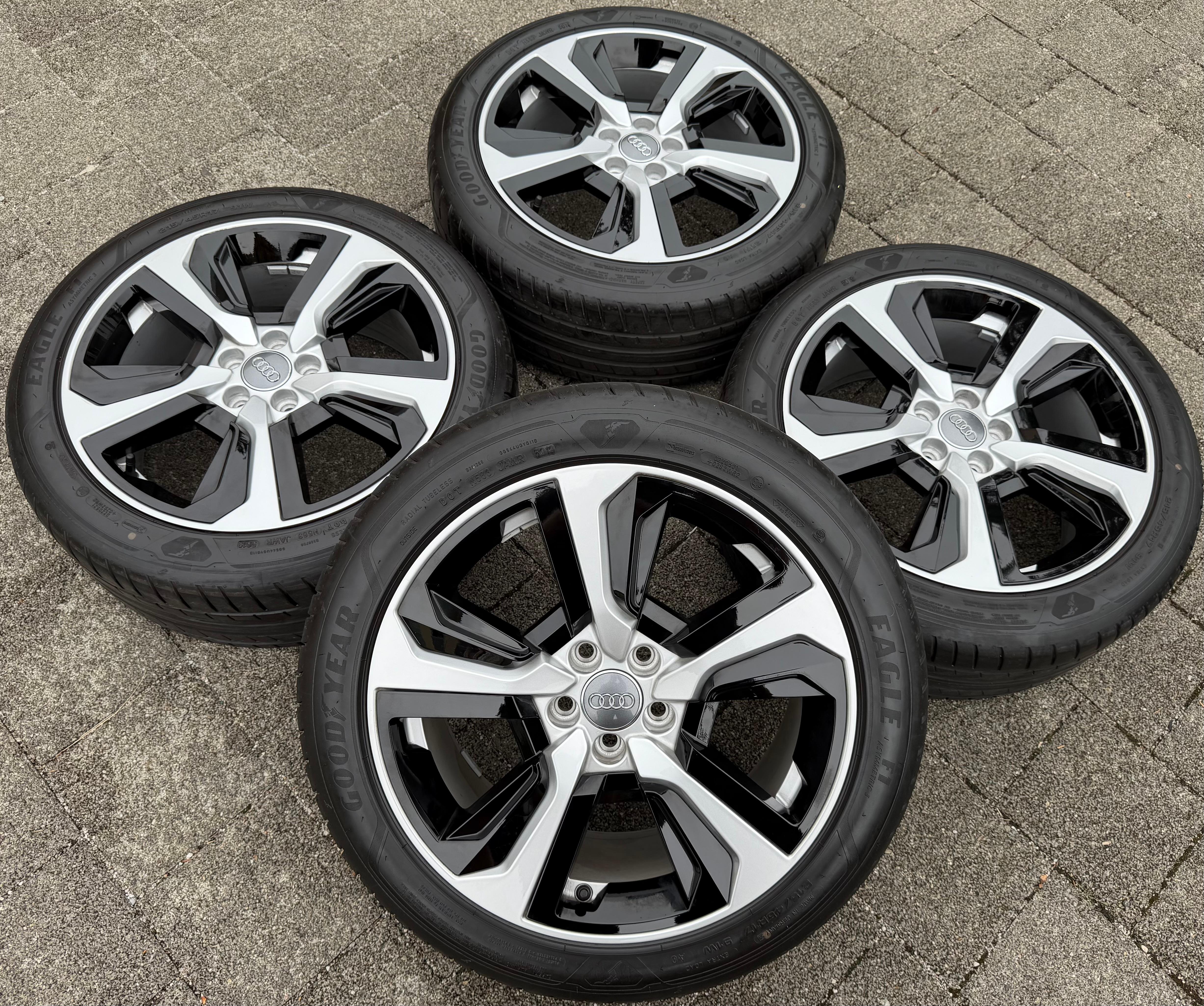 4 ruote estive in lega originali da 17" Audi A1 S1 GB GBA 82A601025AH 215/45R17 91W