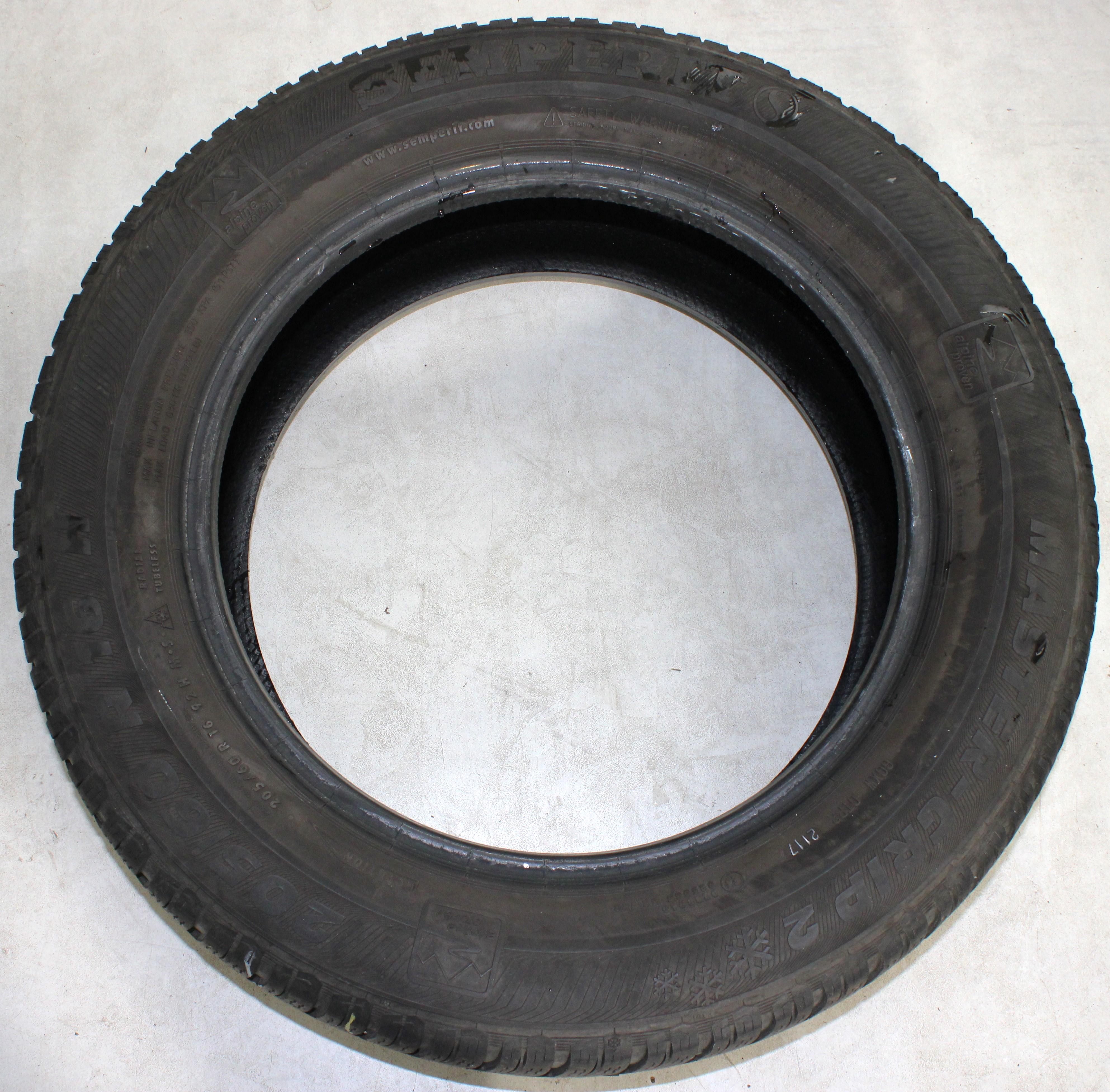 4 x 205/60R16 92H pneumatici invernali Semperit Master-Grip 2 2x5,5-6mm/2x7-7,5mm 2017