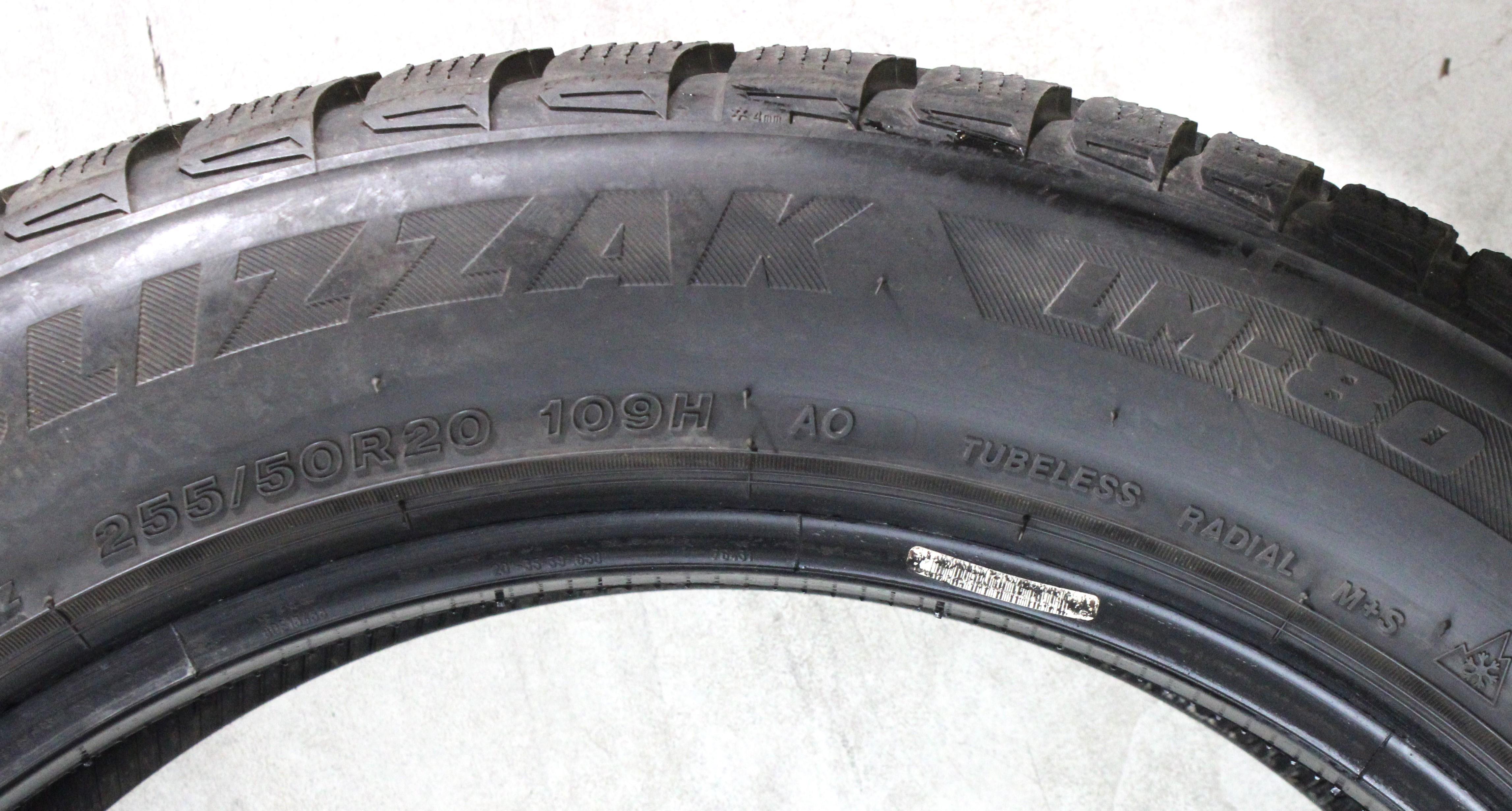 2 pneus hiver Bridgestone Blizzak LM-80 Evo AO 255/50R20 109H, 7 mm, 2020
