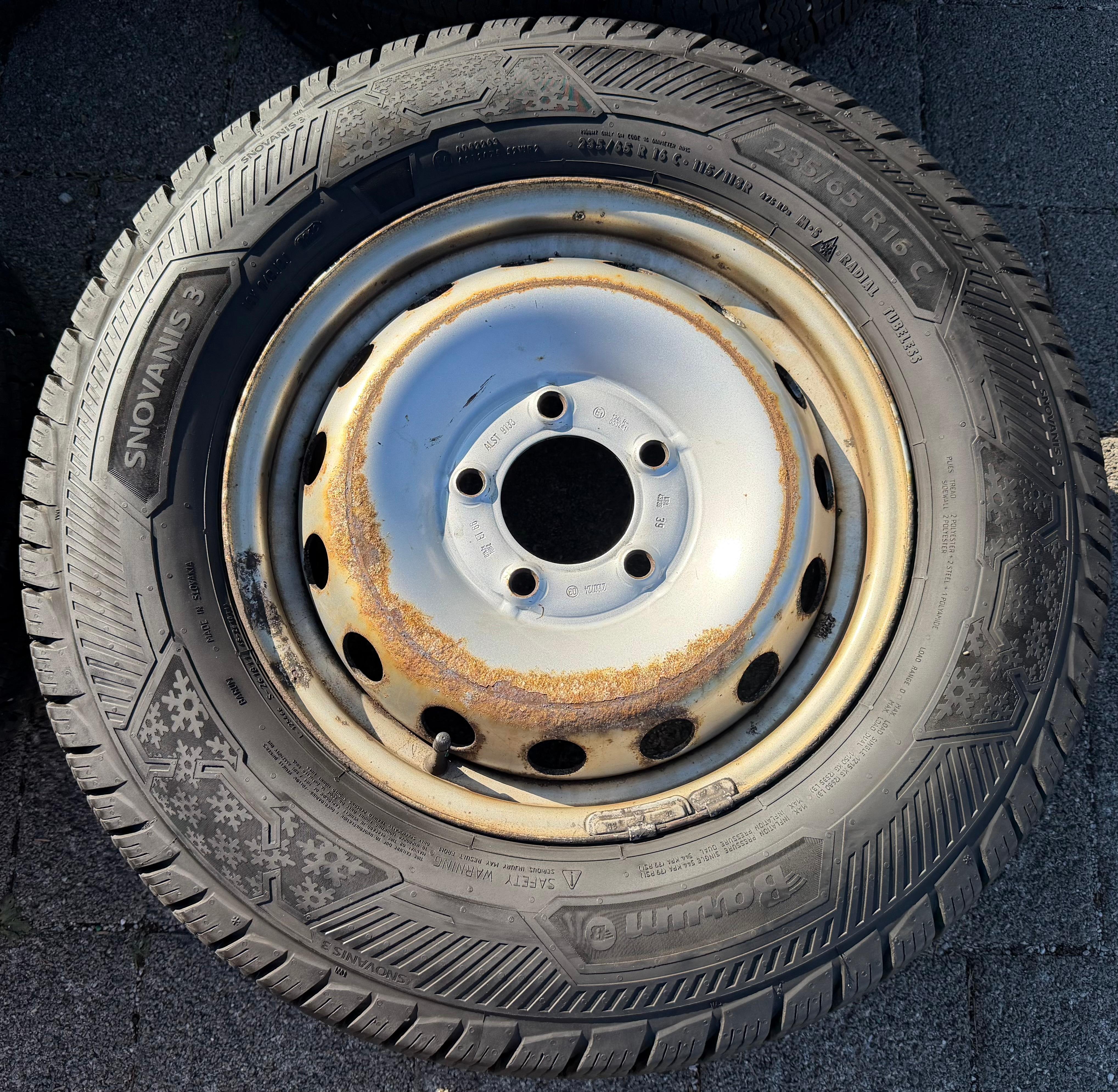 WINTERRÄDER OPEL MOVANO RENAULT MASTER NISSAN NV400 235/65R16C 115/113R BARUM