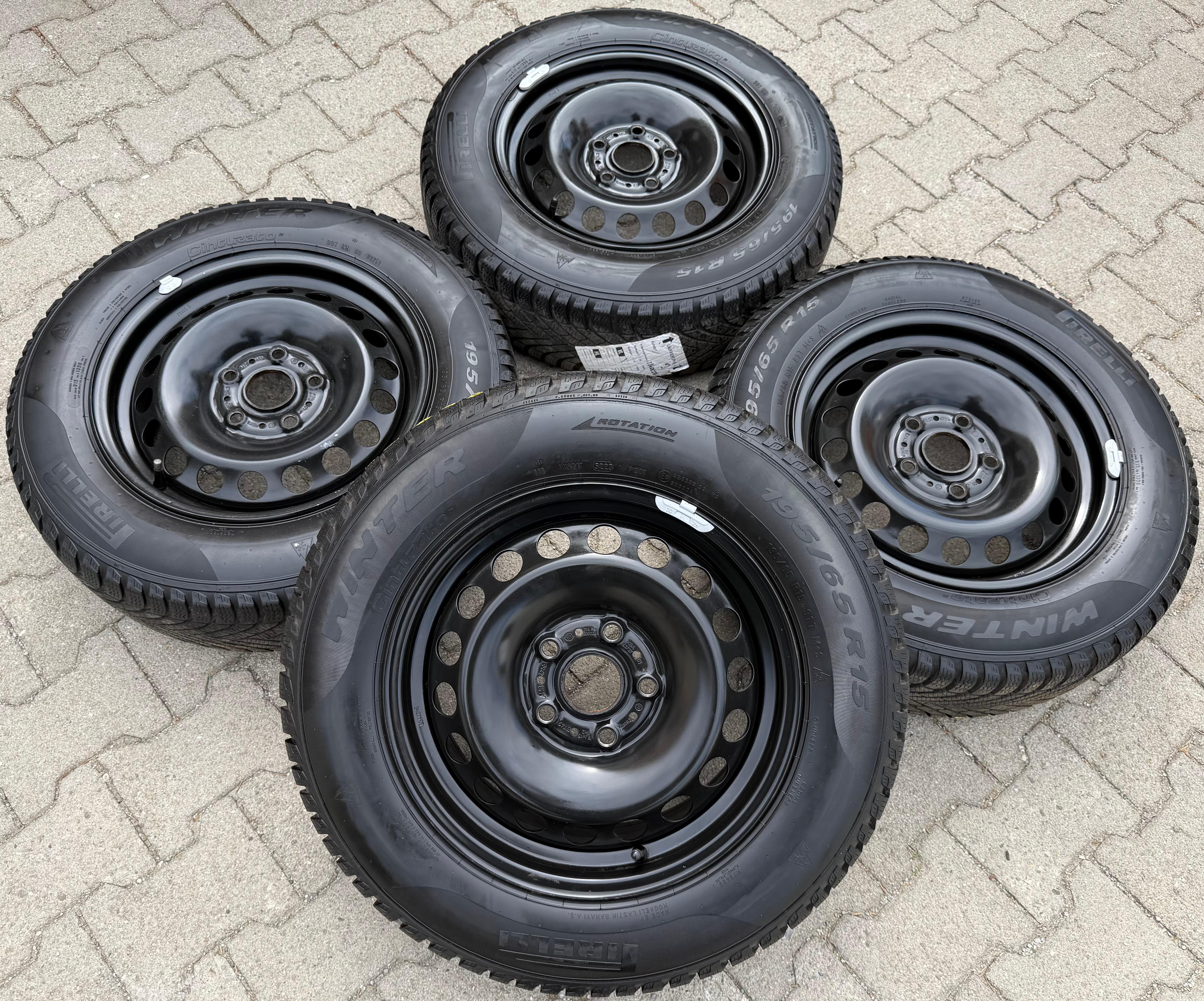 4 WINTERRÄDER VW GOLF 7 8 SKODA OCTAVIA 5E SEAT LEON 5F KL 195/65R15 91T PIRELLI