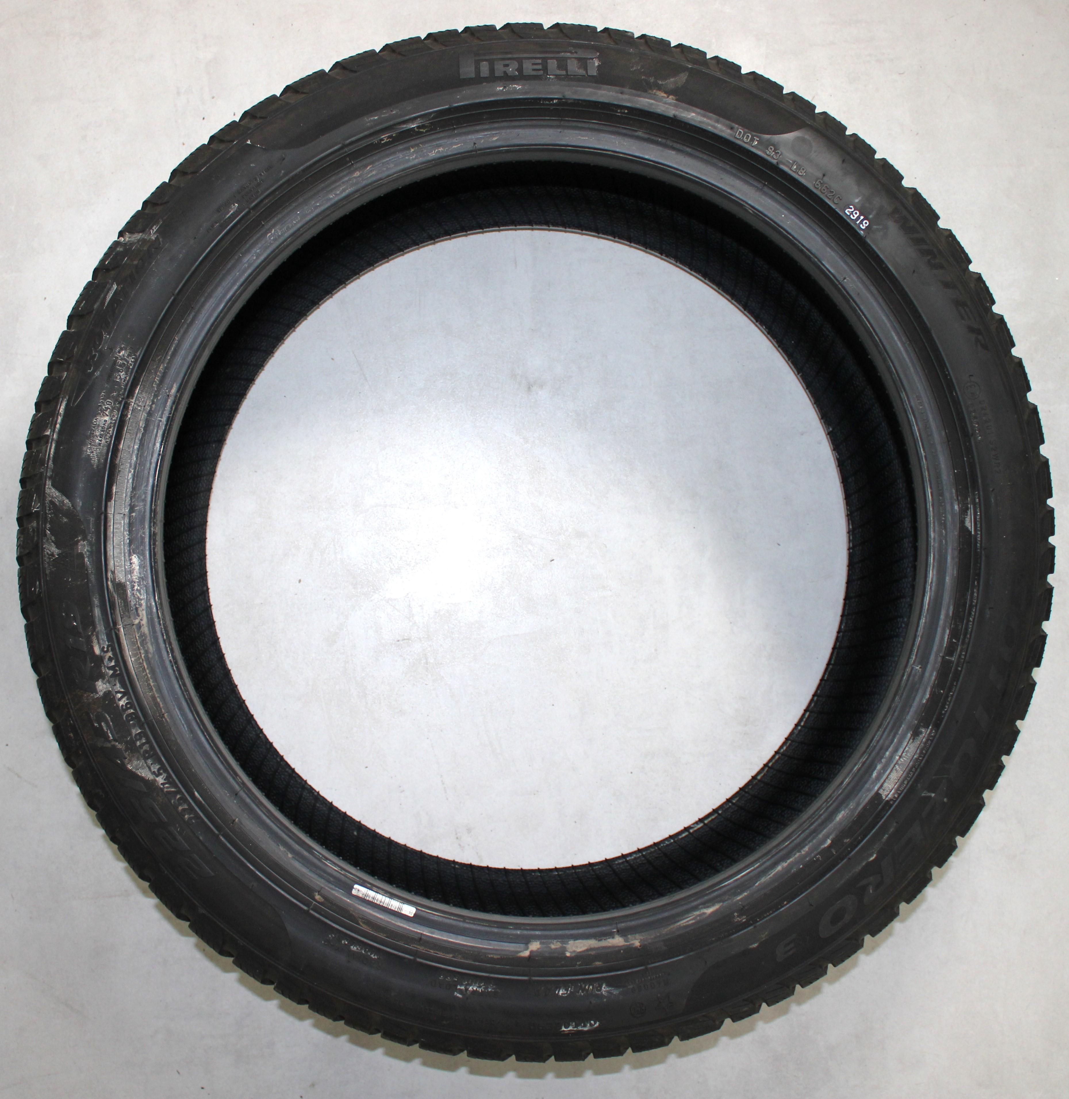 4 x 225/45R19 96V Winterreifen Pirelli Sottozero 3 Runflat 2x6-6,5mm/2x6,5-7mm 2018/2019/2x2020 *