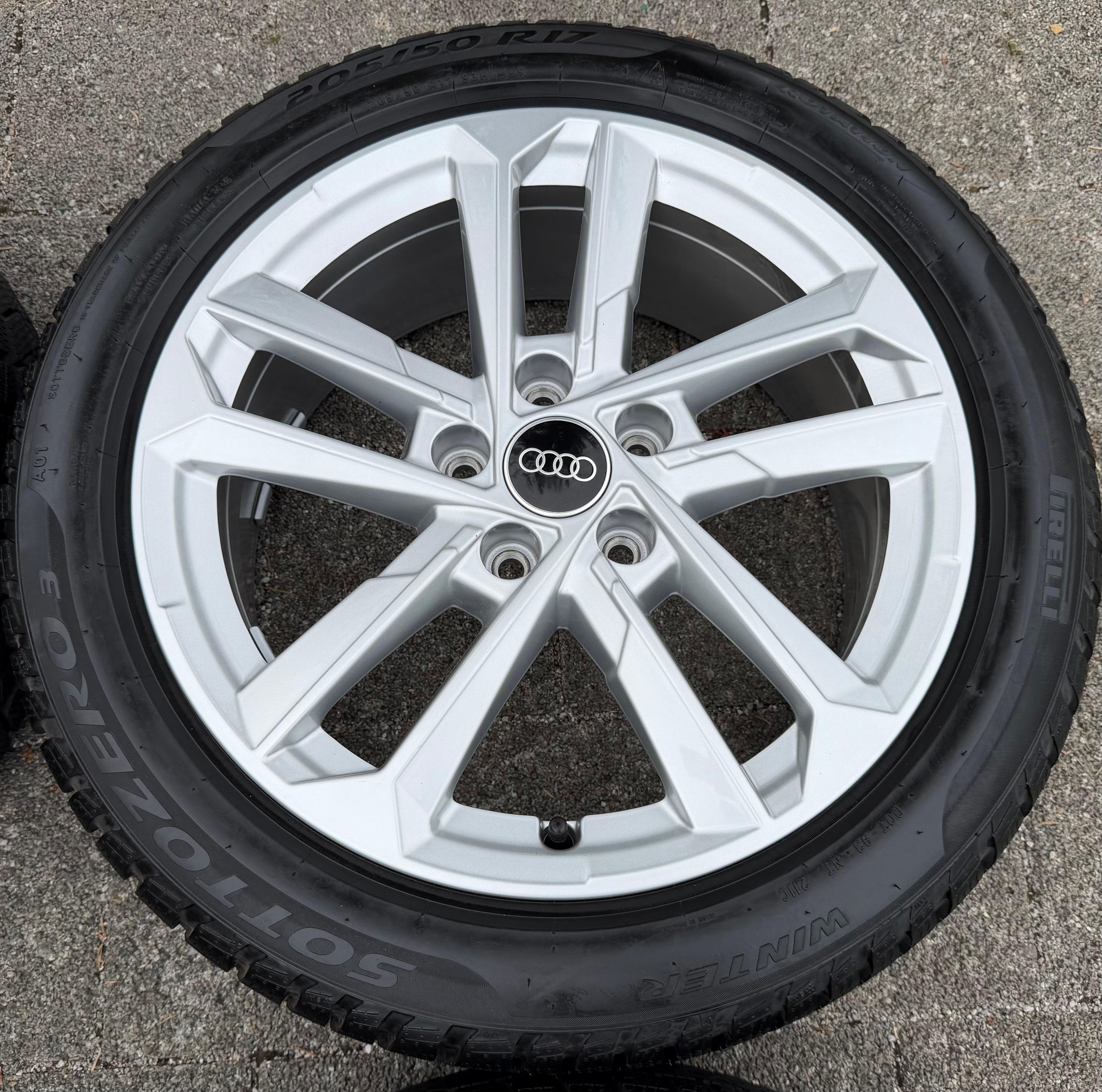 4 ruote complete in lega originali da 17" invernali Audi A3 S3 8Y 8Y0601025L 205/50R17 93H Pirelli