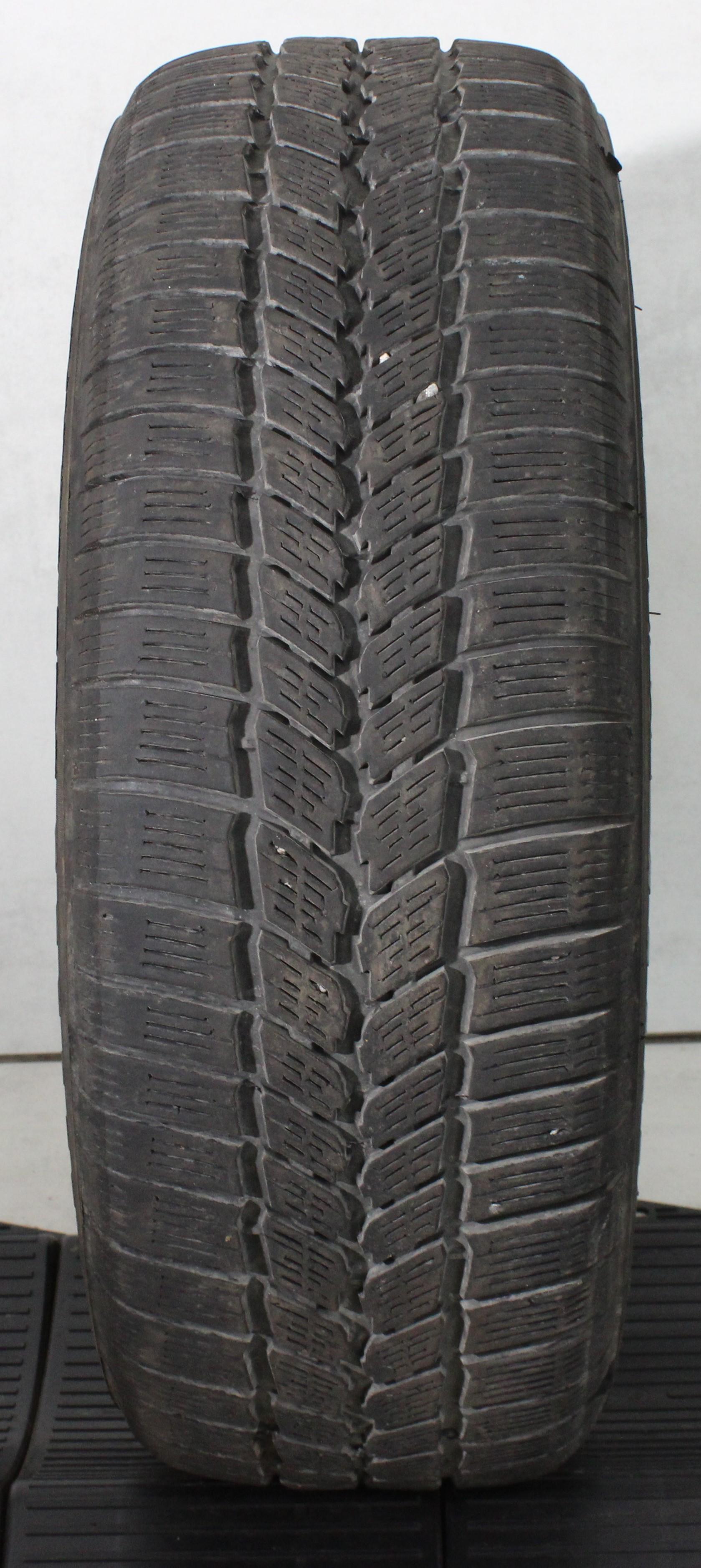 1 x 215/65R15C 104/102T Winterreifen Michelin Agilis 51 Snow-Ice 6mm 2022