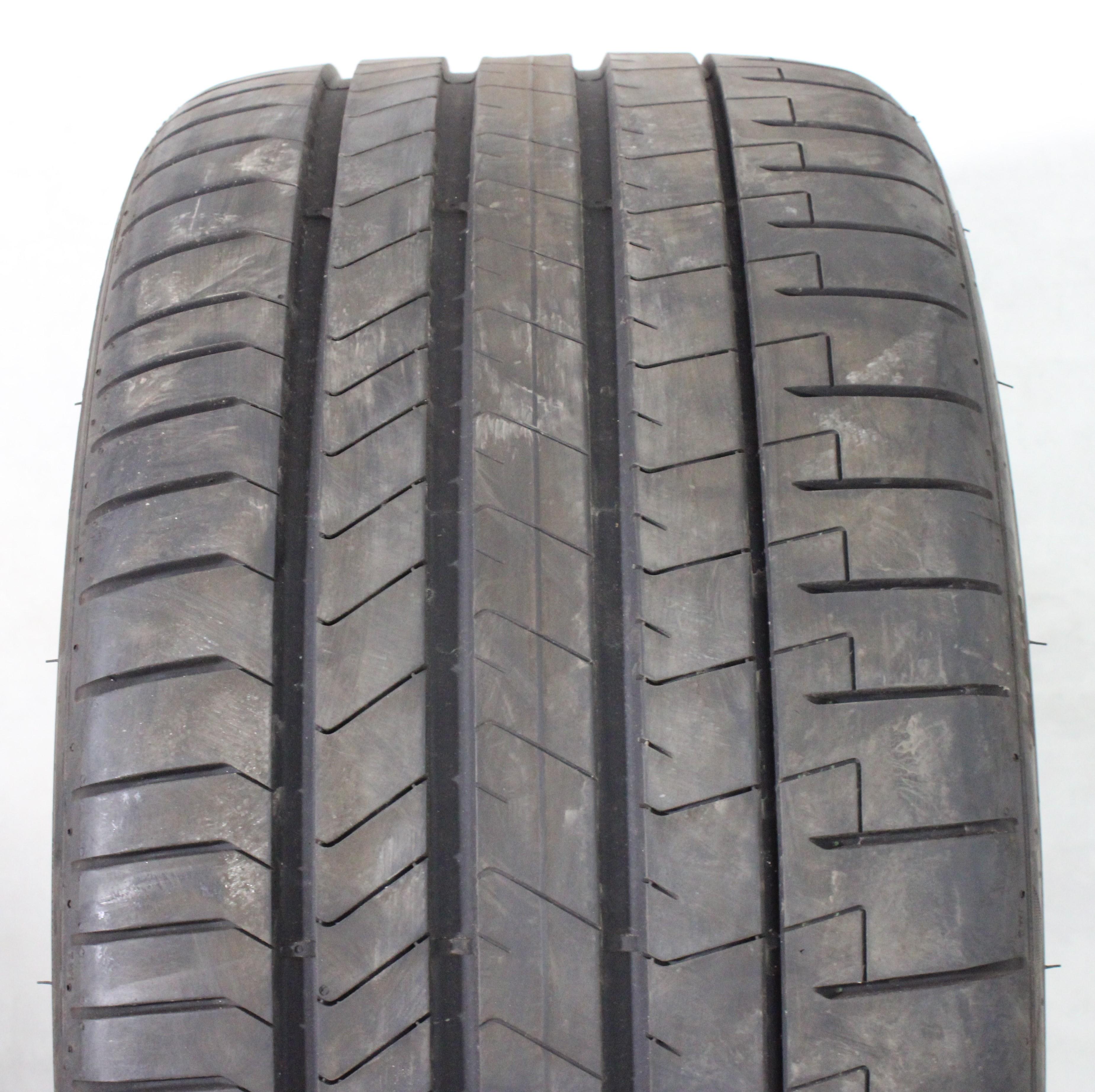 1 neumático de verano Pirelli P Zero PZ4 285/30R20 99Y * Profundidad de dibujo: 6-6,5 mm, 2026