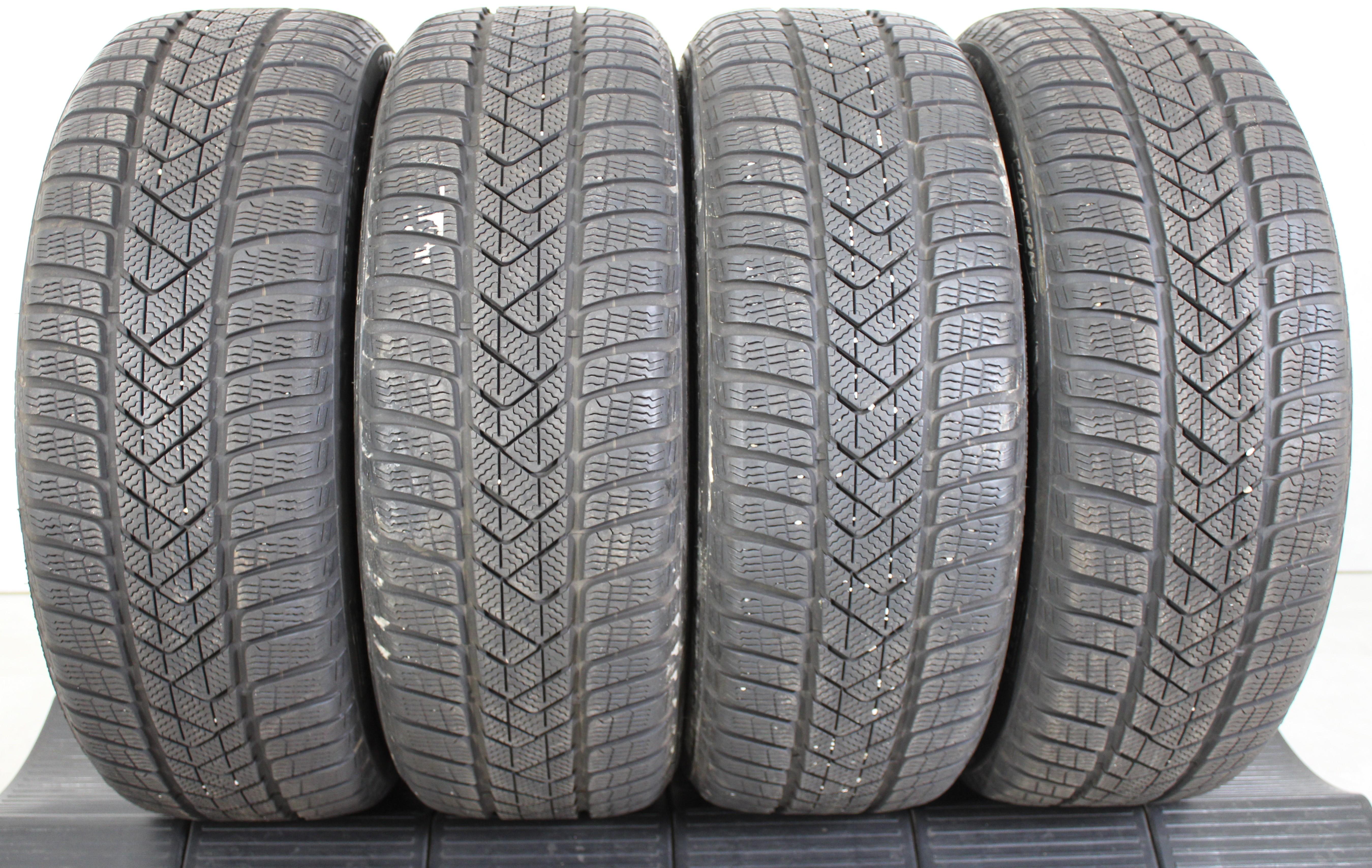 4 x 225/45R19 96V Winterreifen Pirelli Sottozero 3 Runflat 7mm 2x2019/2x2020 *