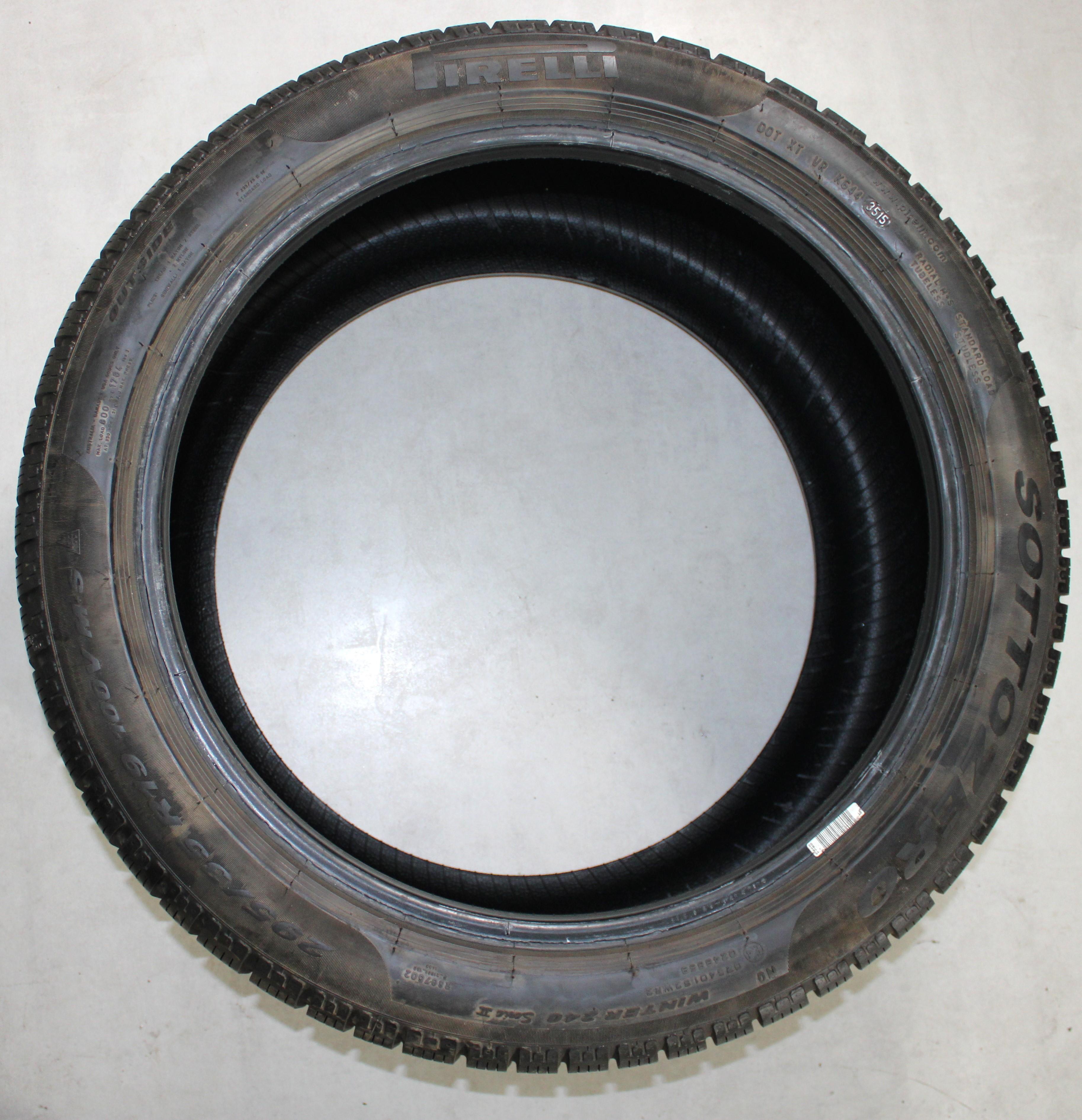 2 x 295/35R19 100V Winterreifen Pirelli Sottozero Winter 240 Serie 2 7-7,5mm 2015 N0