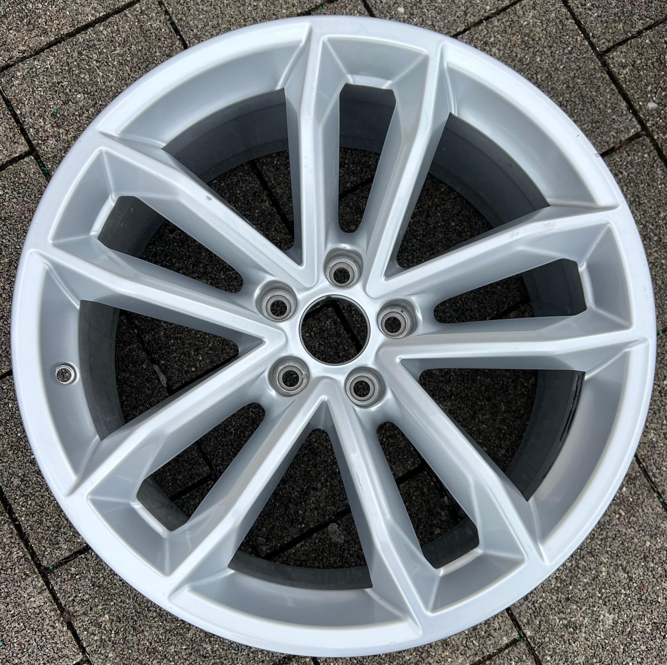1 X ORIGINAL 19" ALUFELGE FELGE AUDI A5 S5 F9 8W 8W0601025DG 8,5x19 ET32 FREIHAUS