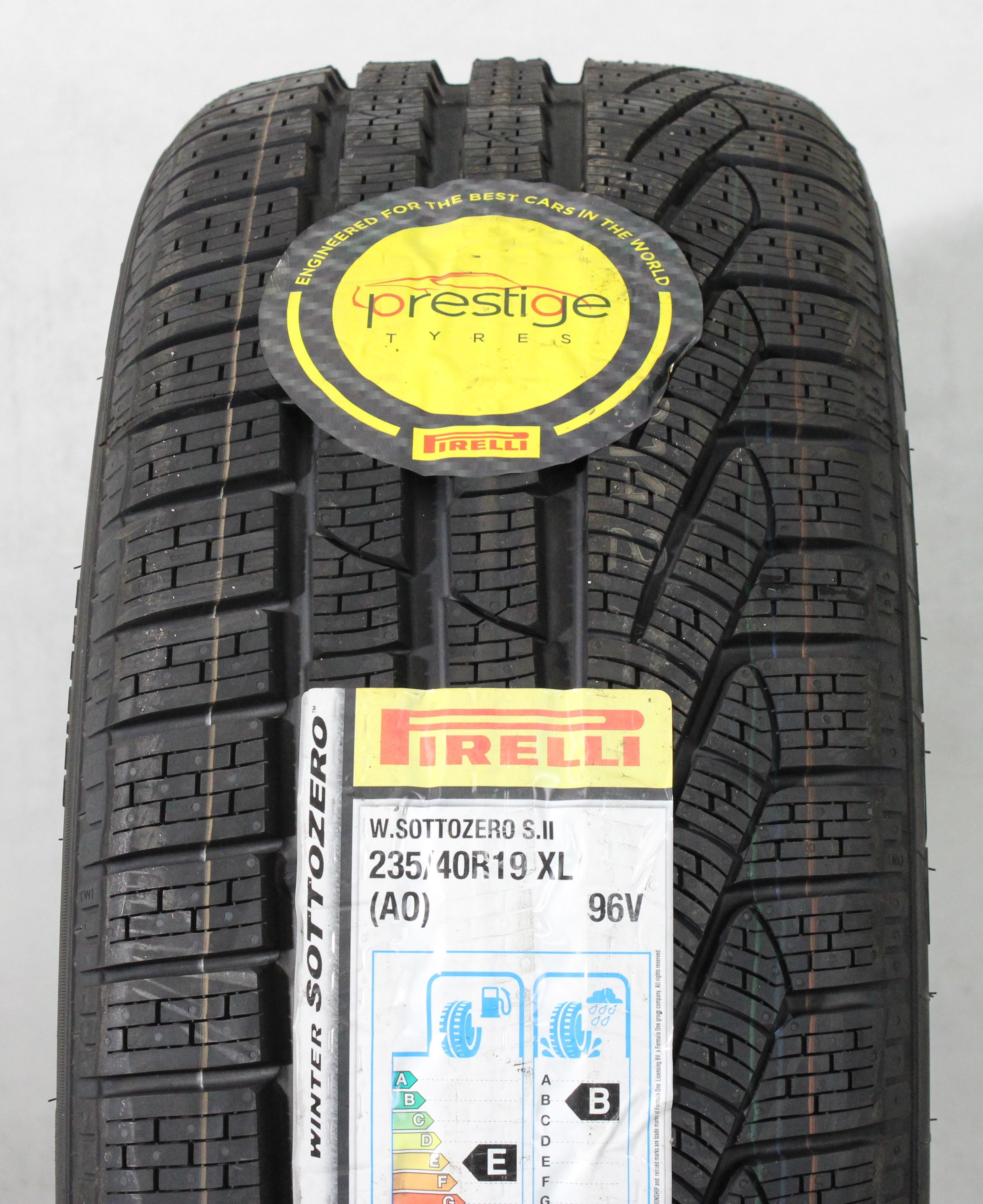 1 x 235/40R19 96V pneumatico invernale Pirelli Sottozero Winter 240 Serie 2 AO 2019