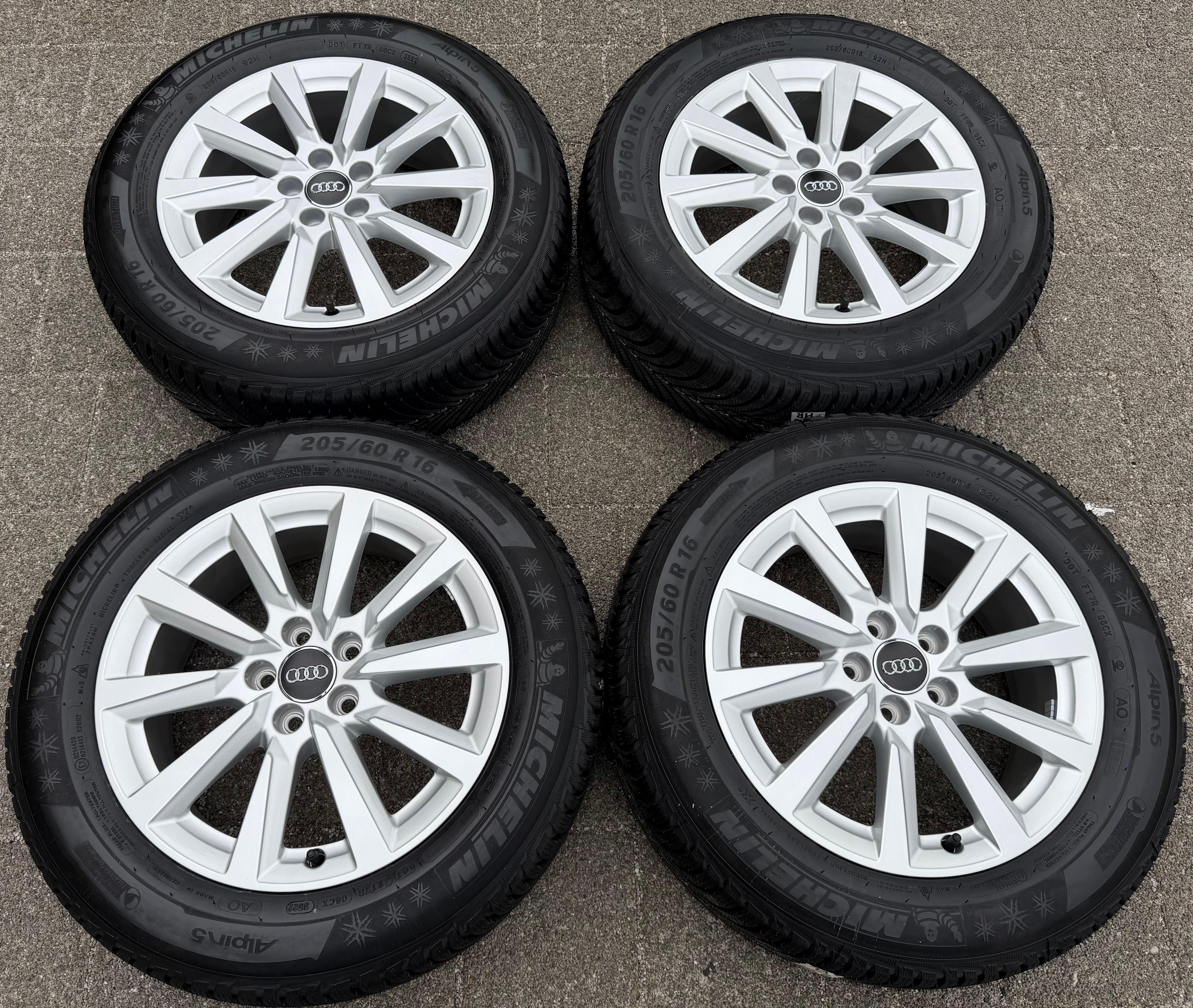 4 Original Alu Winterräder Audi A1 GB GBH 82A601025C 205/60R16 92H 2022 NEU