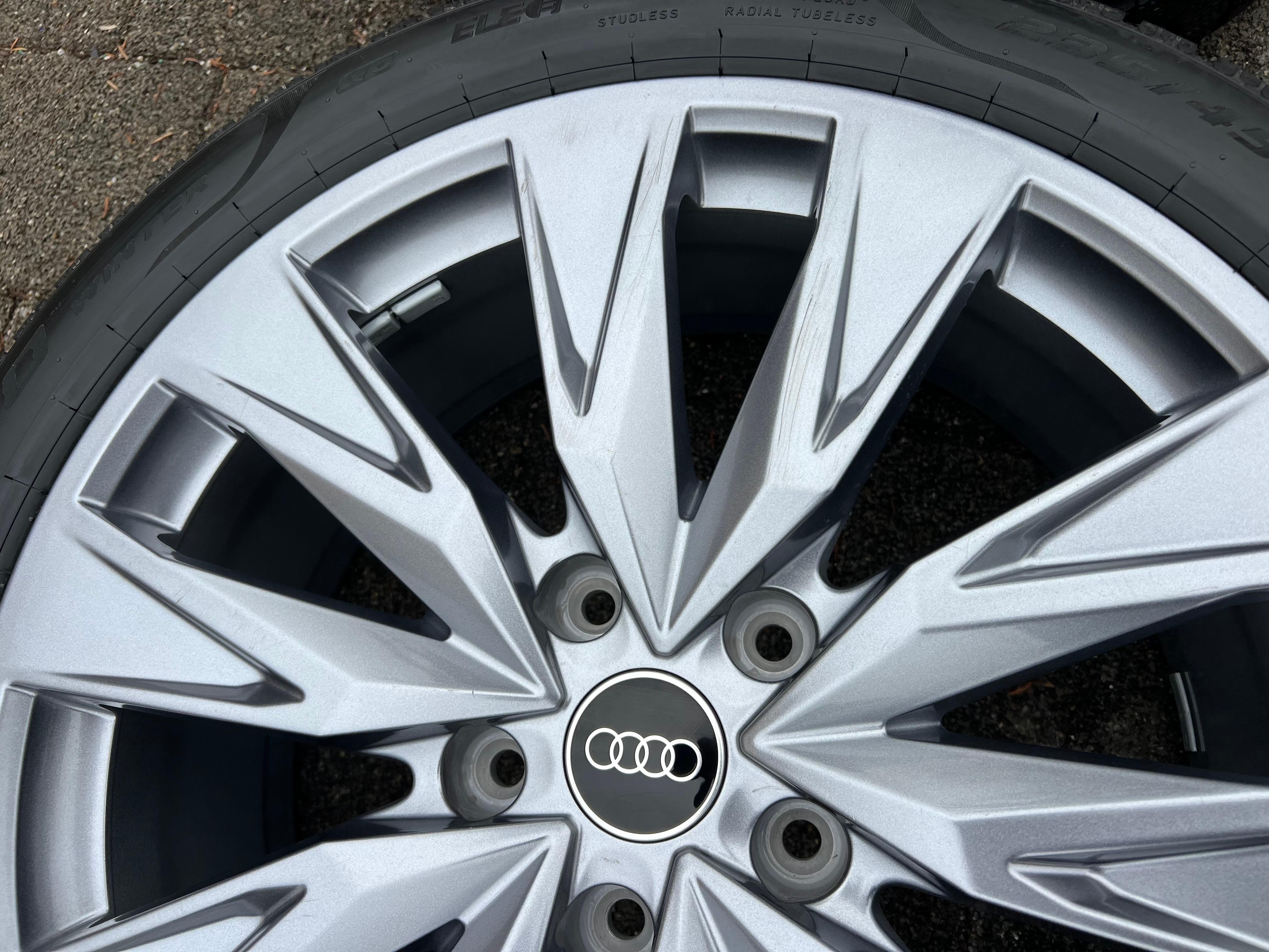 4 CERCHI IN LEGA ORIGINALI DA 20" PER AUDI A6 S6 E-TRON GH5 GHA 85E601025B 85E601025C 2024