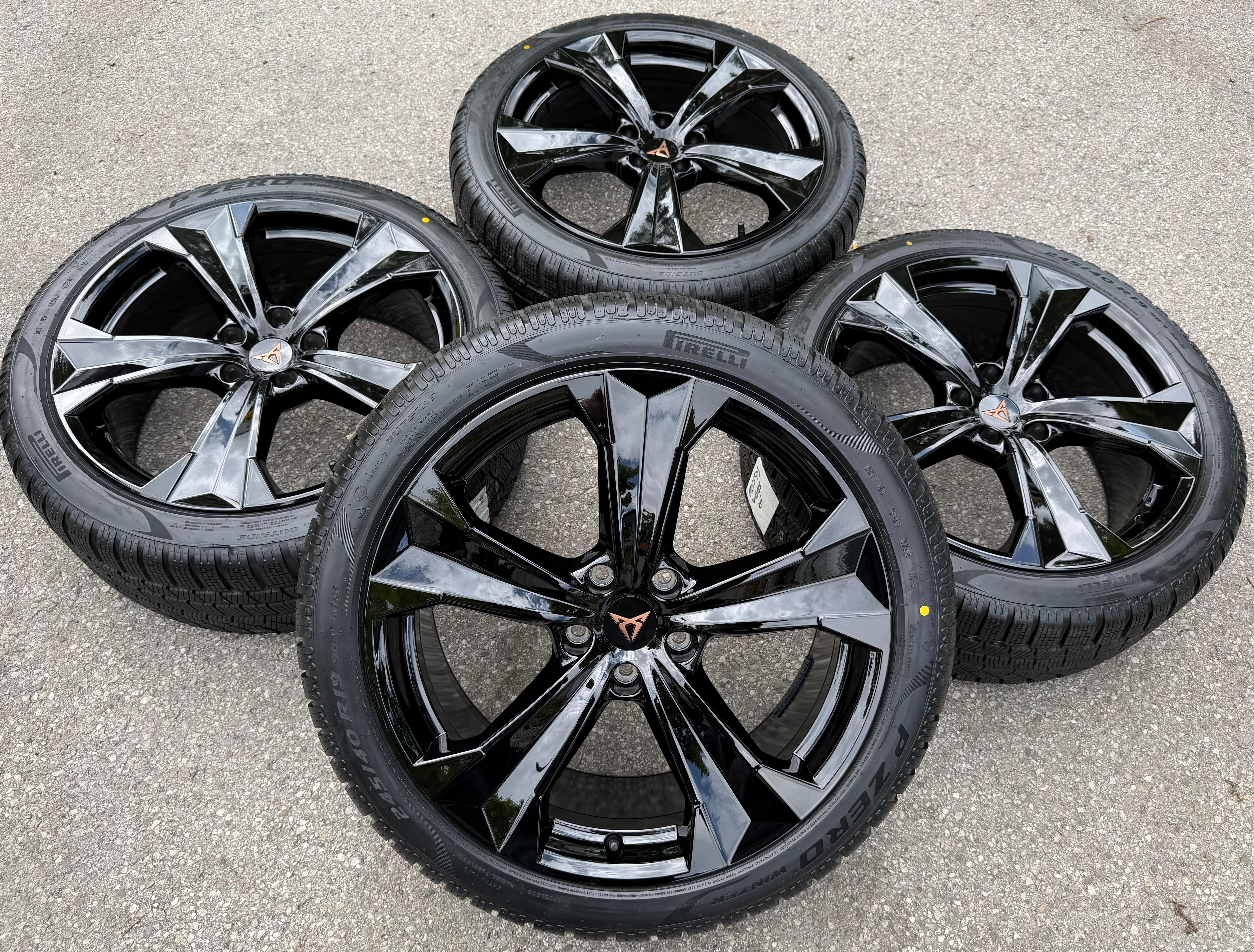 4 ORIGINAL 19" ALU WINTERRÄDER SEAT ATECA CUPRA HK7 575601025T 245/40R19 98V