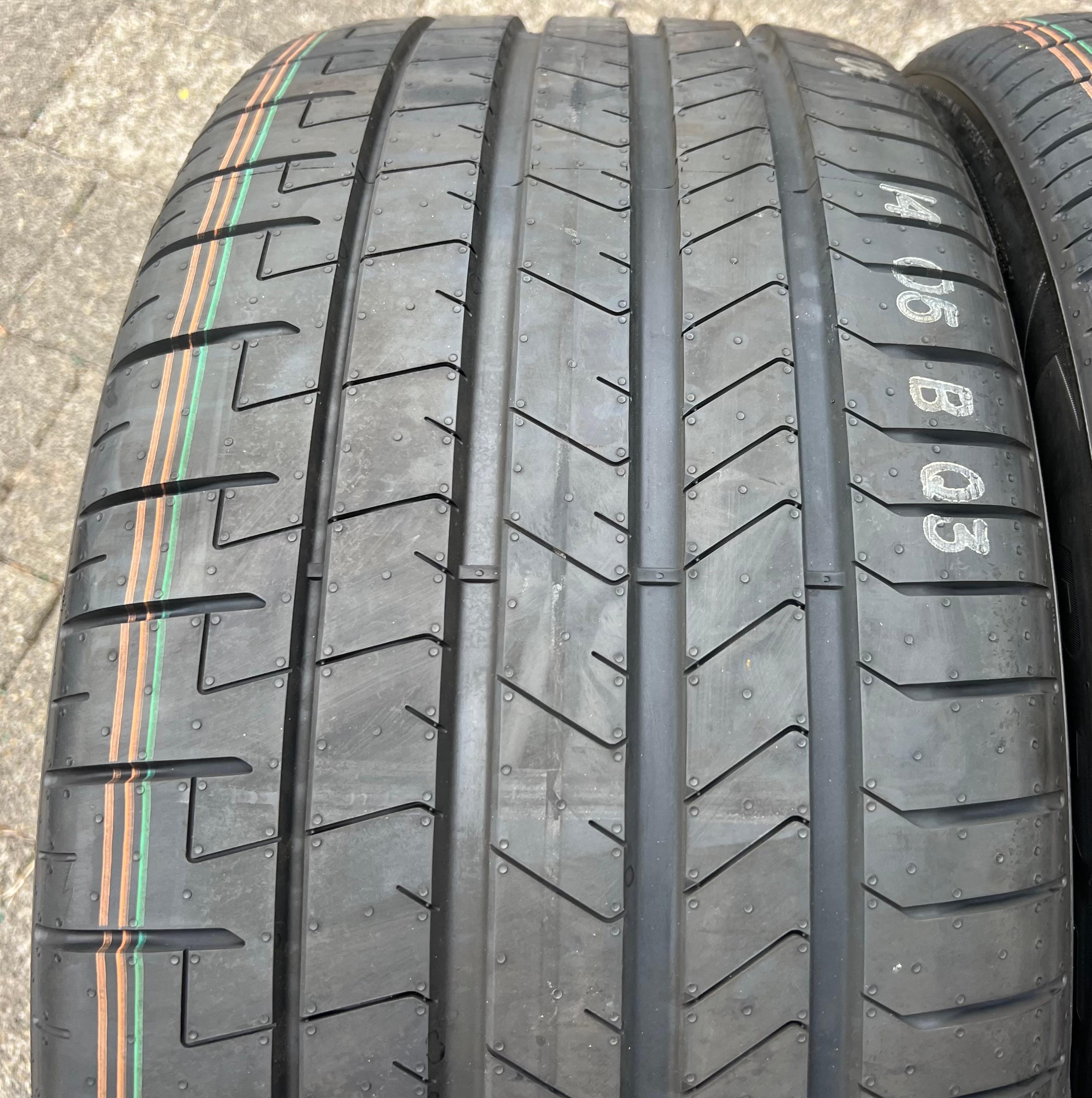 2 x 315/35R22 111Y zomerbanden Pirelli Pzero PZ4 Runflat 2022 * NIEUW
