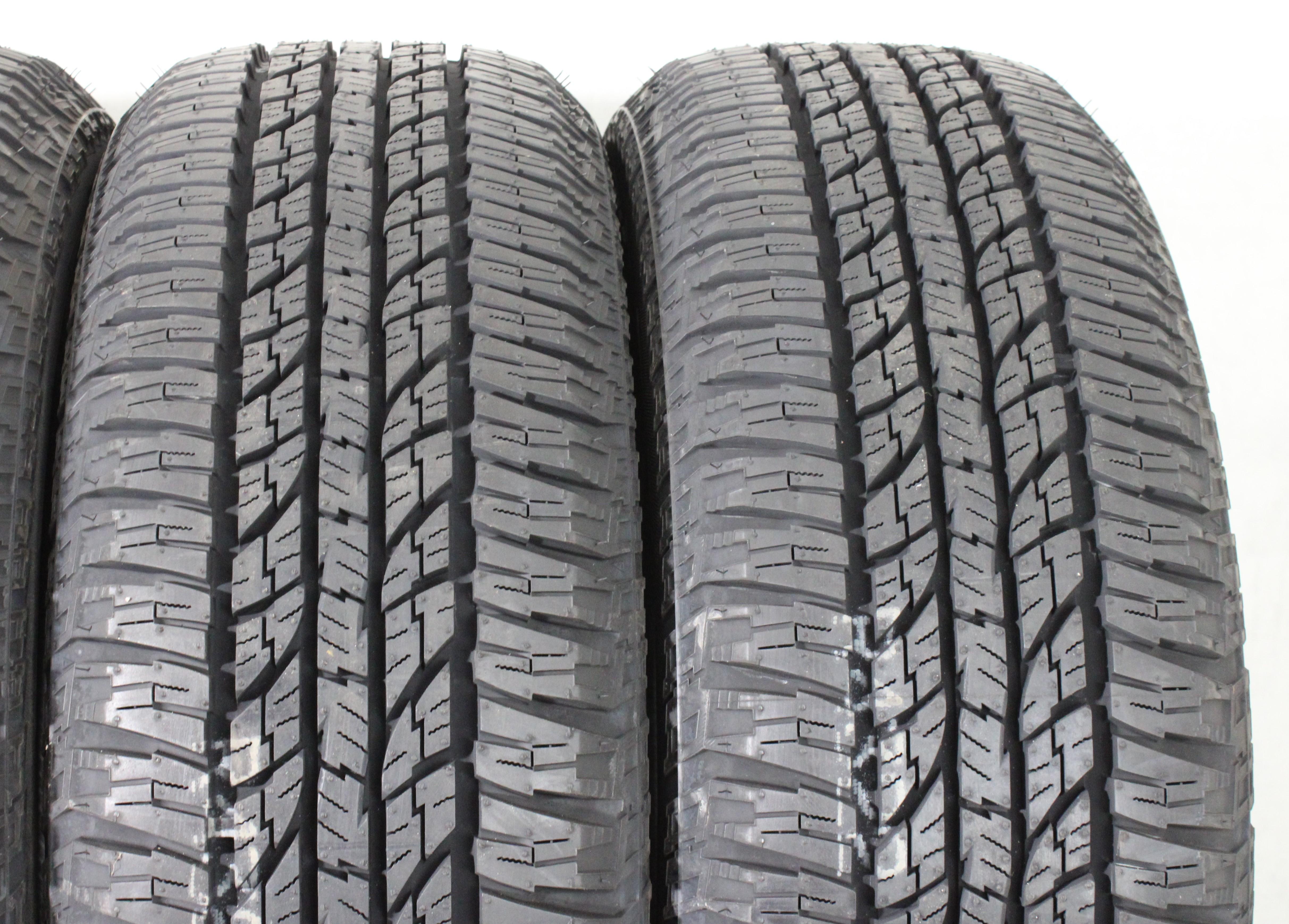 4 x 215/60R17 96H Ganzjahresreifen Yokohama Geolandar A/T GO15 Volles Profil 2023