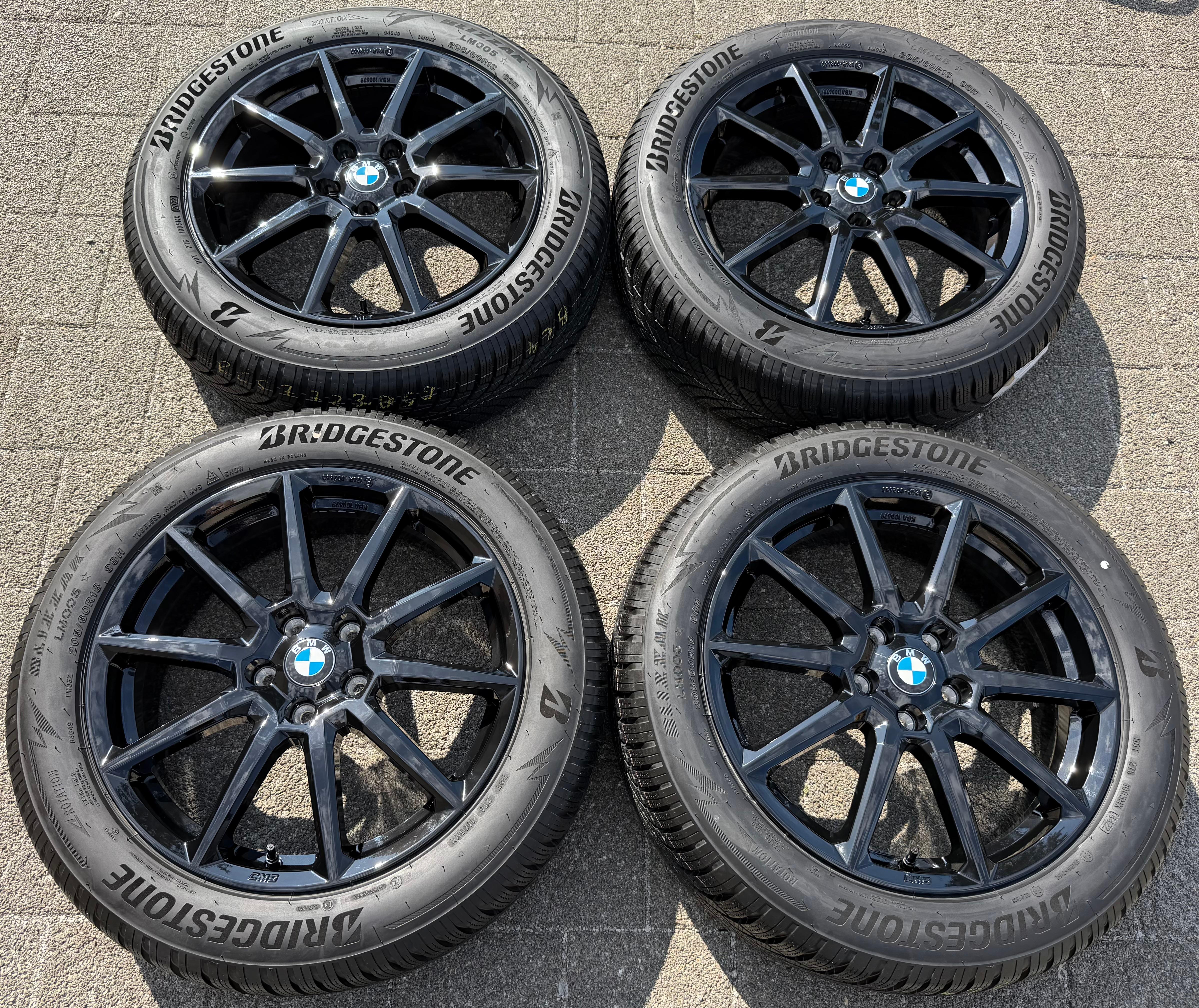 4 Alu 18" Winterräder BMW X1 iX1 U1X U11 iX2 X2 U2X U10 205/60R18 99H RDKS NEU